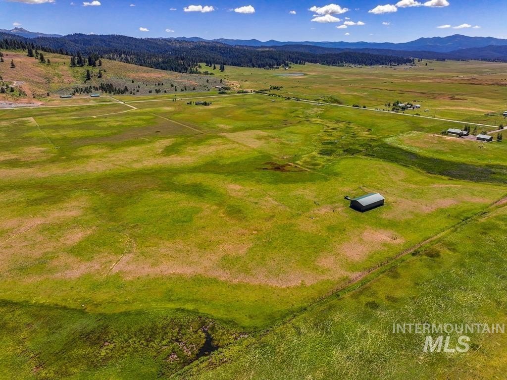 Donnelly, Idaho, 83615, United States, ,Residential,For Sale,1772260