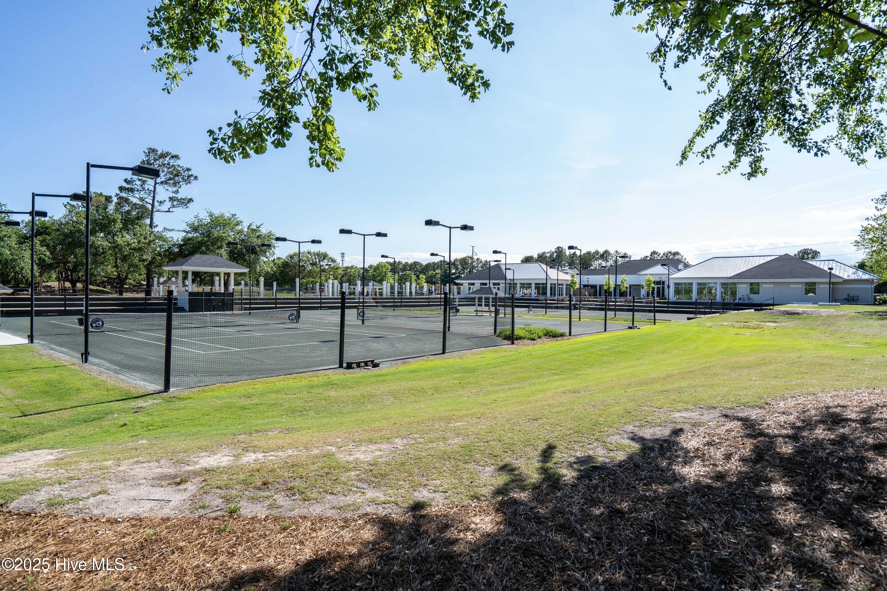 Wilmington, North Carolina, 28405, United States, 3 Bedrooms Bedrooms, ,3 BathroomsBathrooms,Residential,For Sale,1924971