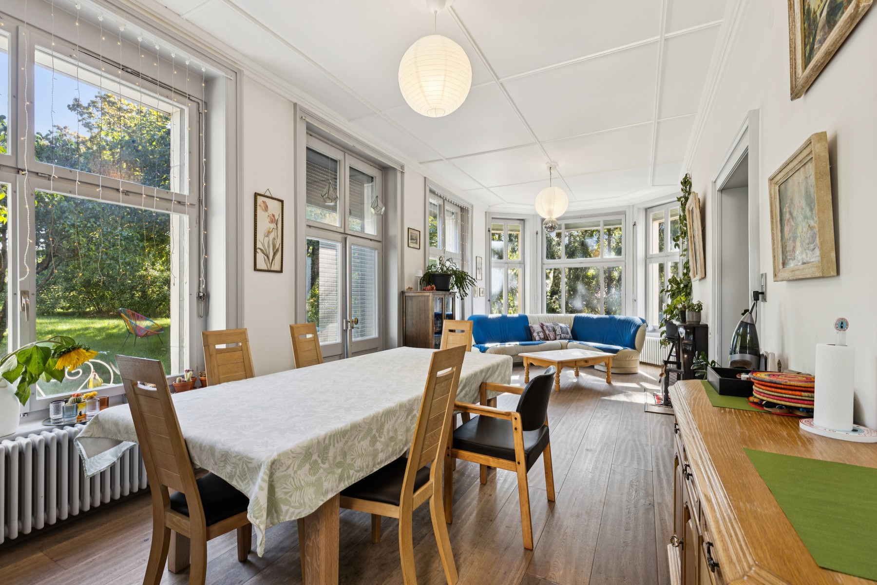  Elegant mansion comprising 3 apartments, with 2 horse stalls and 3 enclosed gara - 物件實景