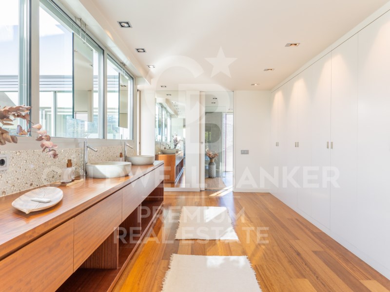 Sant Cugat del Vallès, Catalonia, ES, 6 Bedrooms Bedrooms, ,5 BathroomsBathrooms,Residential,For Sale,1624363