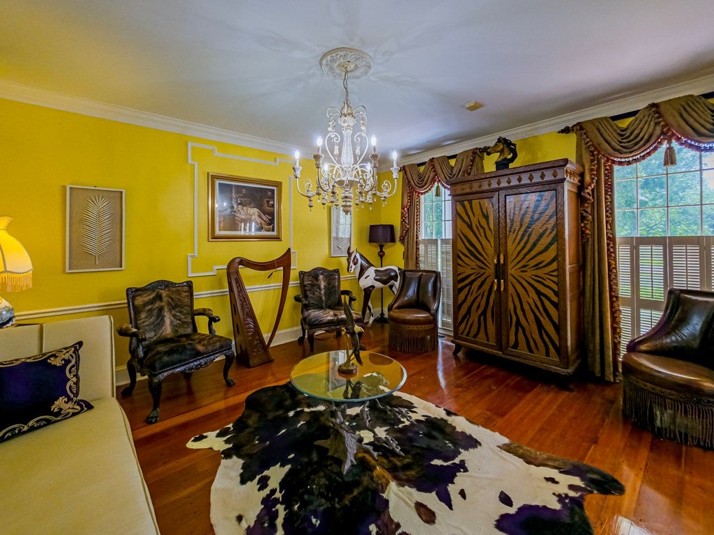 Leslie, Georgia, 31764, United States, 5 Bedrooms Bedrooms, ,4 BathroomsBathrooms,Residential,For Sale,1944897