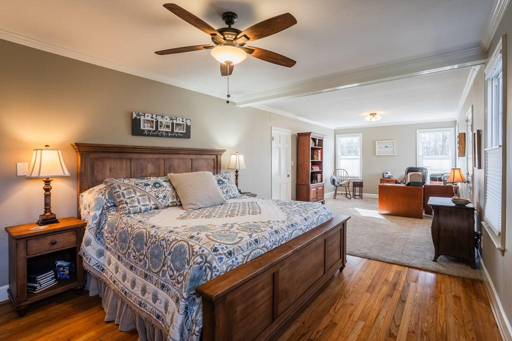 DALTON, Georgia, 30720, United States, 4 Bedrooms Bedrooms, ,3 BathroomsBathrooms,Residential,For Sale,1695923