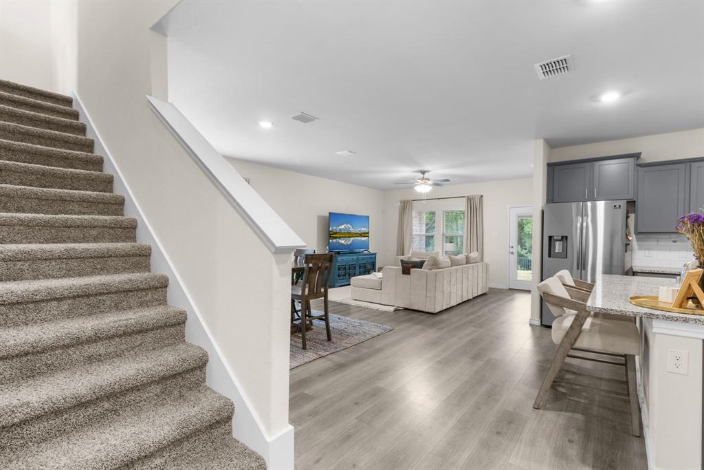Little Elm, Texas, 75068, United States, 4 Bedrooms Bedrooms, ,3 BathroomsBathrooms,Residential,For Sale,1826722