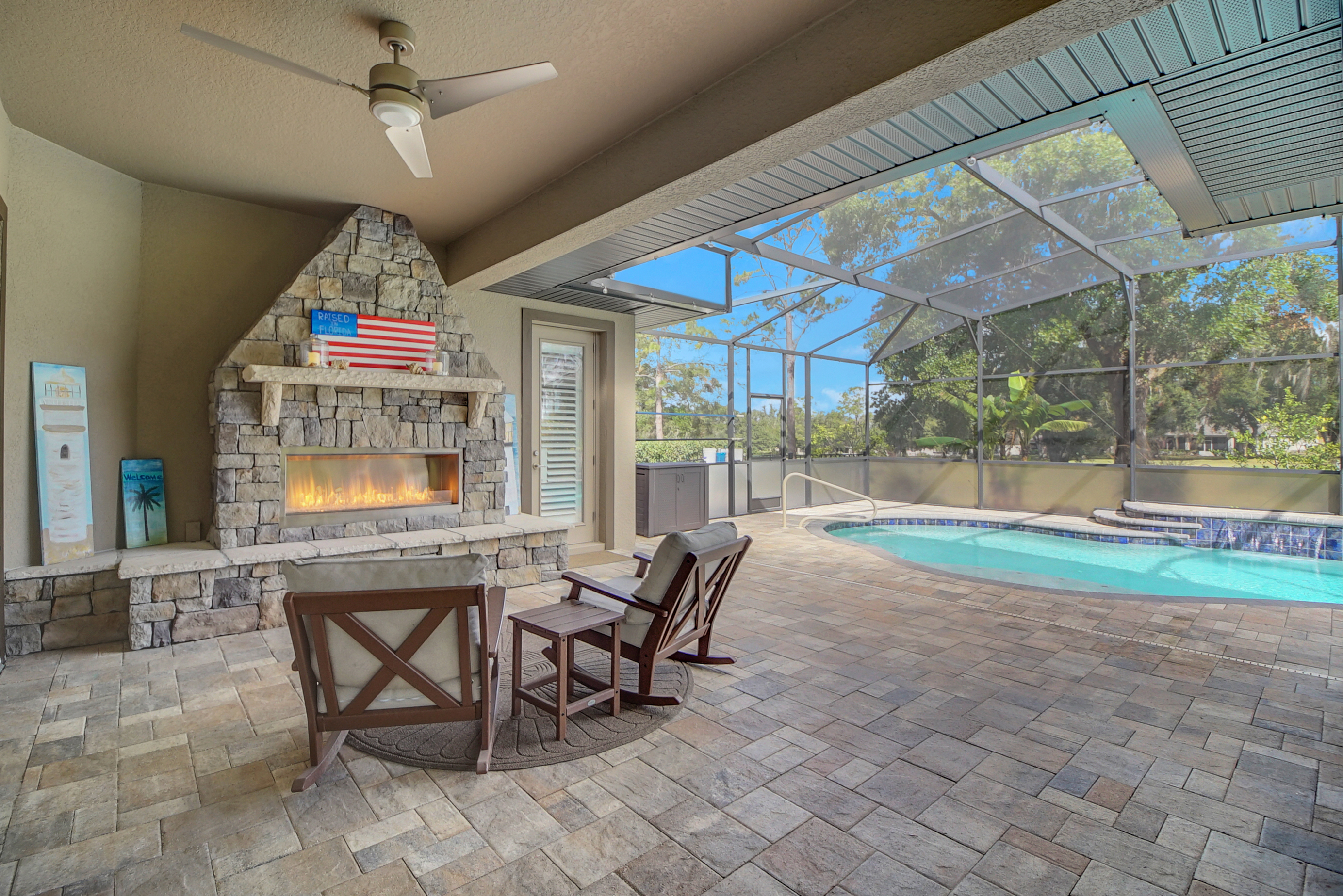Lady Lake, Florida, 32159, United States, 4 Bedrooms Bedrooms, ,3 BathroomsBathrooms,Residential,For Sale,1922076