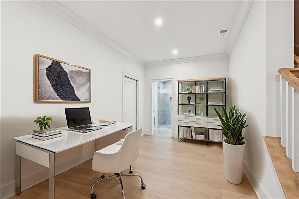 Alpharetta, Georgia, 30004, United States, 5 Bedrooms Bedrooms, ,7 BathroomsBathrooms,Residential,For Sale,1978962