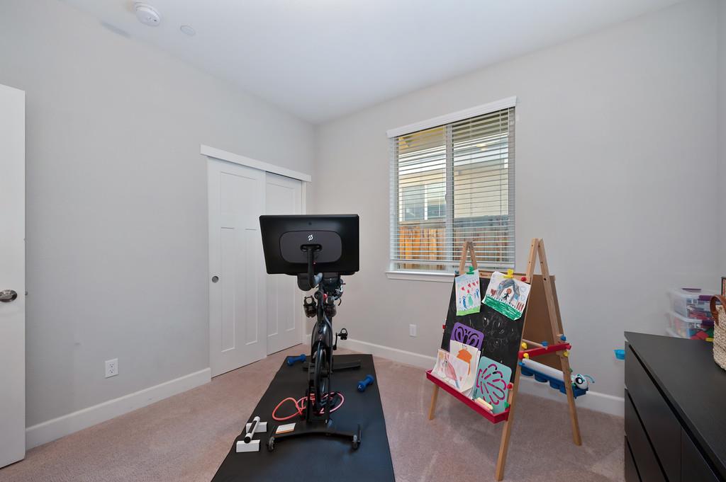 Woodland, California, 95776, United States, 3 Bedrooms Bedrooms, ,2 BathroomsBathrooms,Residential,For Sale,1989380