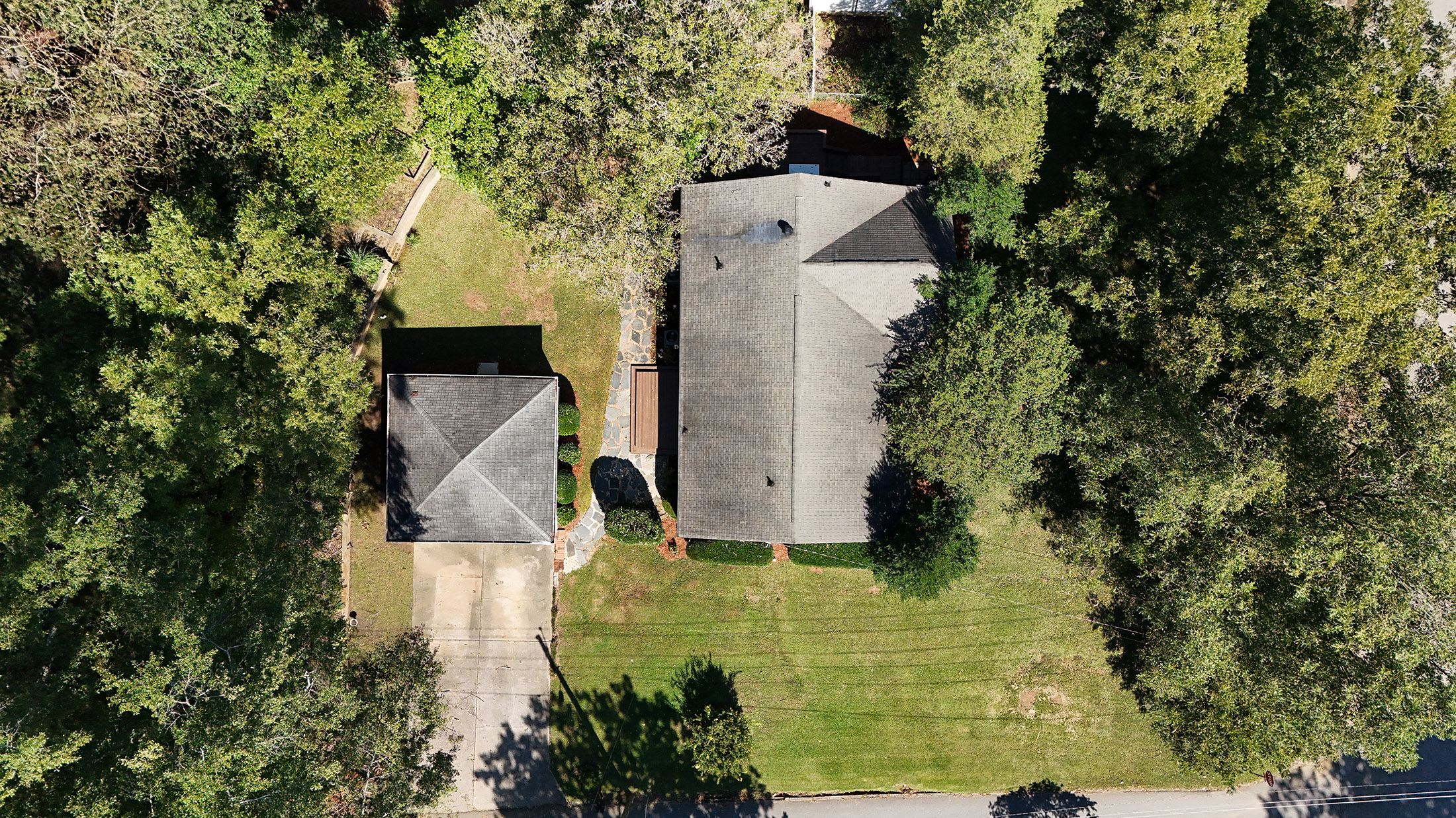  Beautifully Updated Brick Duplex Offers Rare Opportunity in the Heart of Decatur - 物件實景