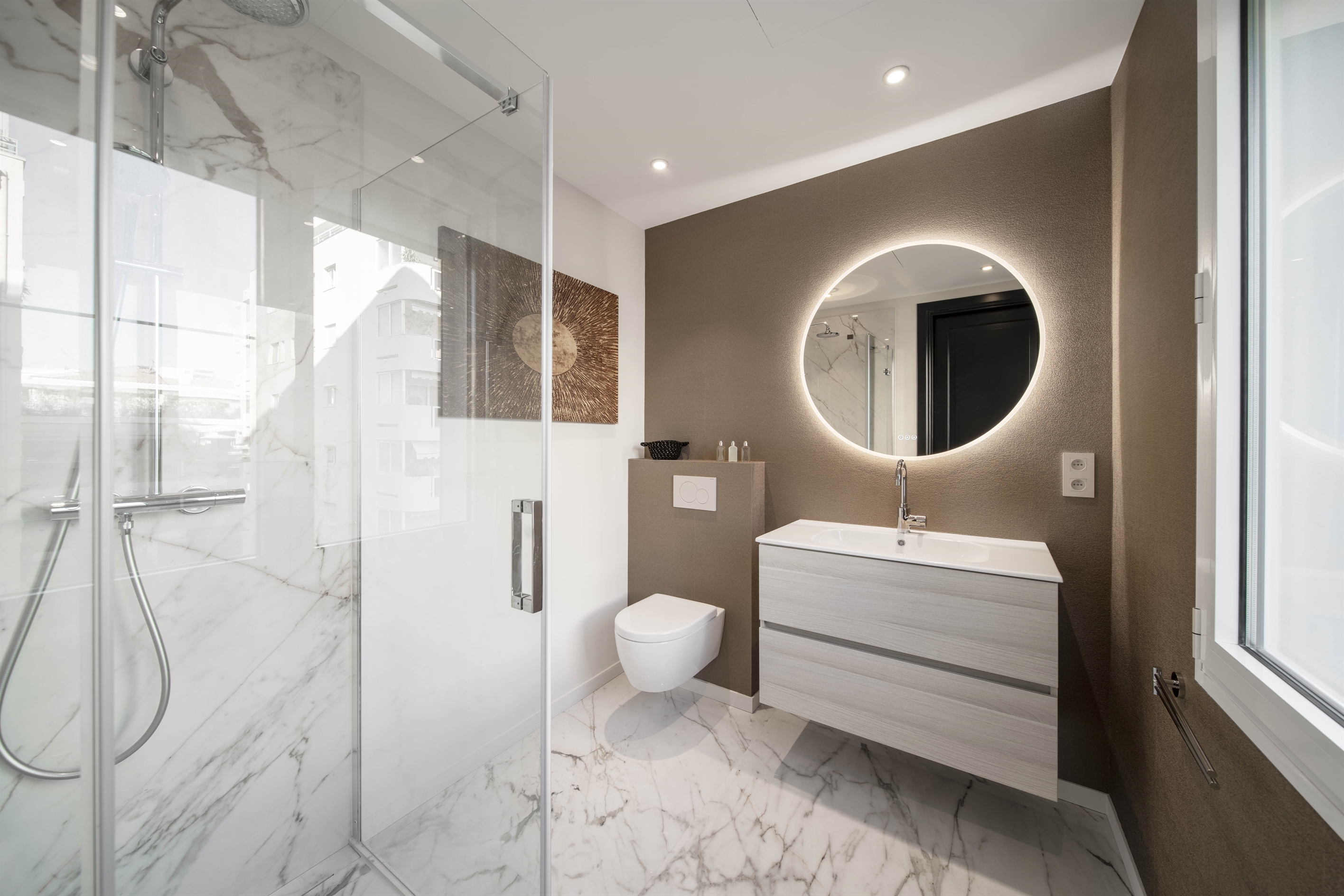  Recently renovated 3-bedroom apartment on the Croisette in Cannes, terrace and … - 物件實景