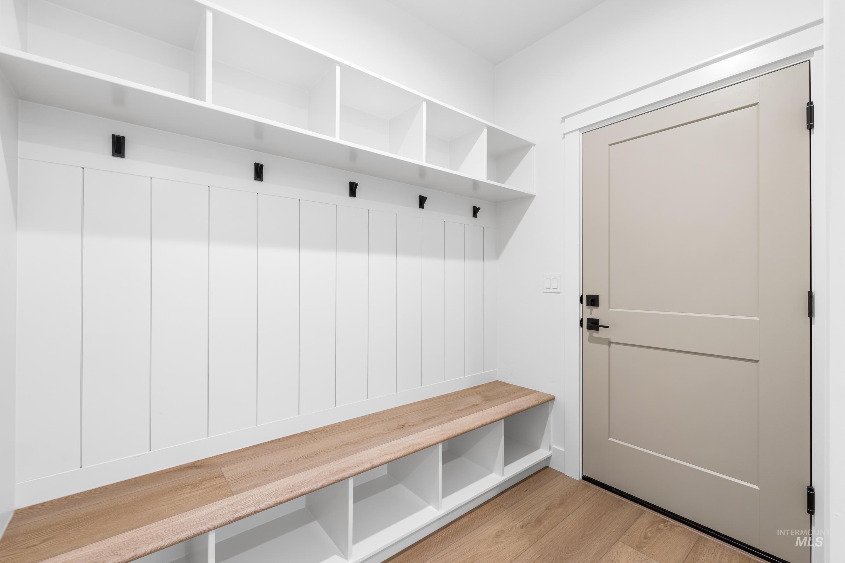 Kuna, Idaho, 83634, United States, 3 Bedrooms Bedrooms, ,Residential,For Sale,1989227