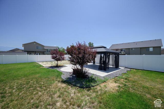 Hooper, Utah, 84315, United States, 5 Bedrooms Bedrooms, ,4 BathroomsBathrooms,Residential,For Sale,1929044