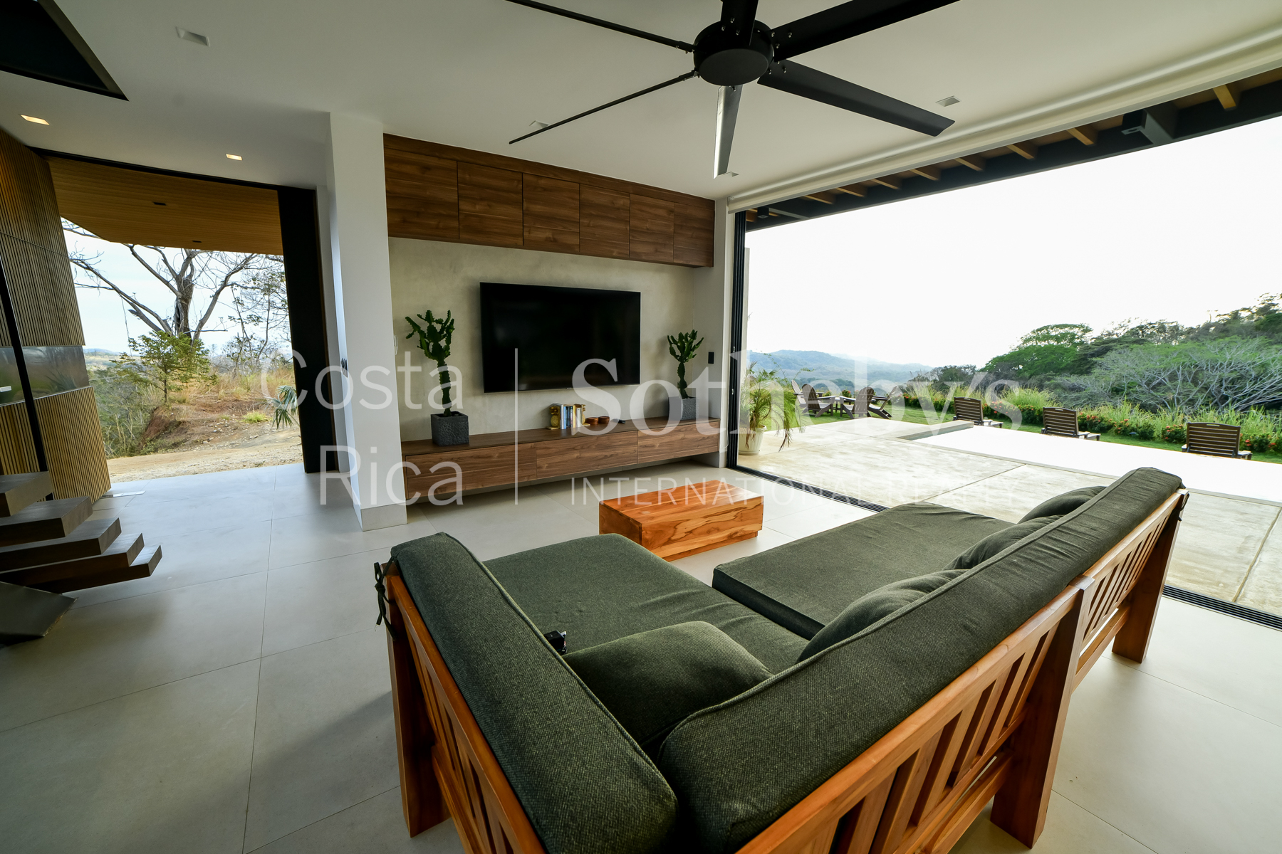  Panoramic Ocean & Mountain View Home - 物件實景