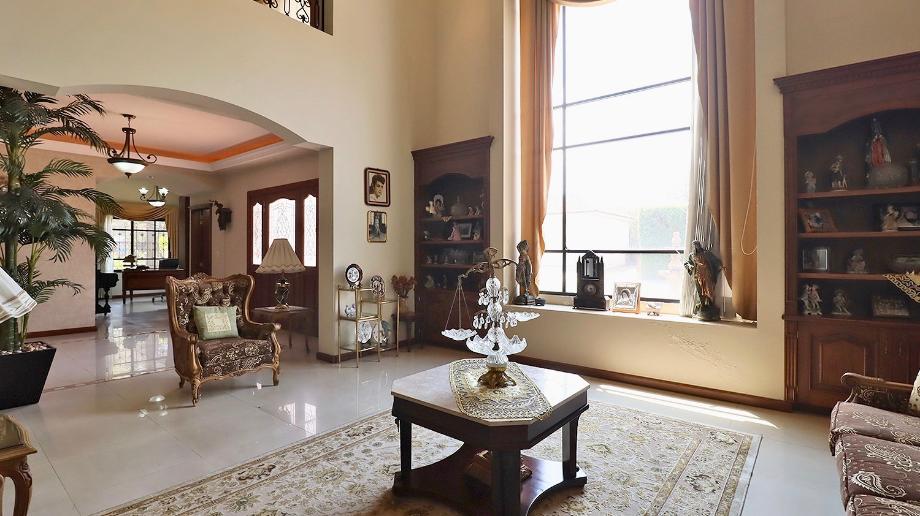 Retorno, Morelia, Michoacán de Ocampo, 58080, Mexico, 3 Bedrooms Bedrooms, ,3 BathroomsBathrooms,Residential,For Sale,Retorno,1554257