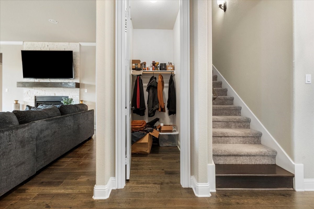 Mansfield, Texas, 76063, United States, 4 Bedrooms Bedrooms, ,4 BathroomsBathrooms,Residential,For Sale,1817600