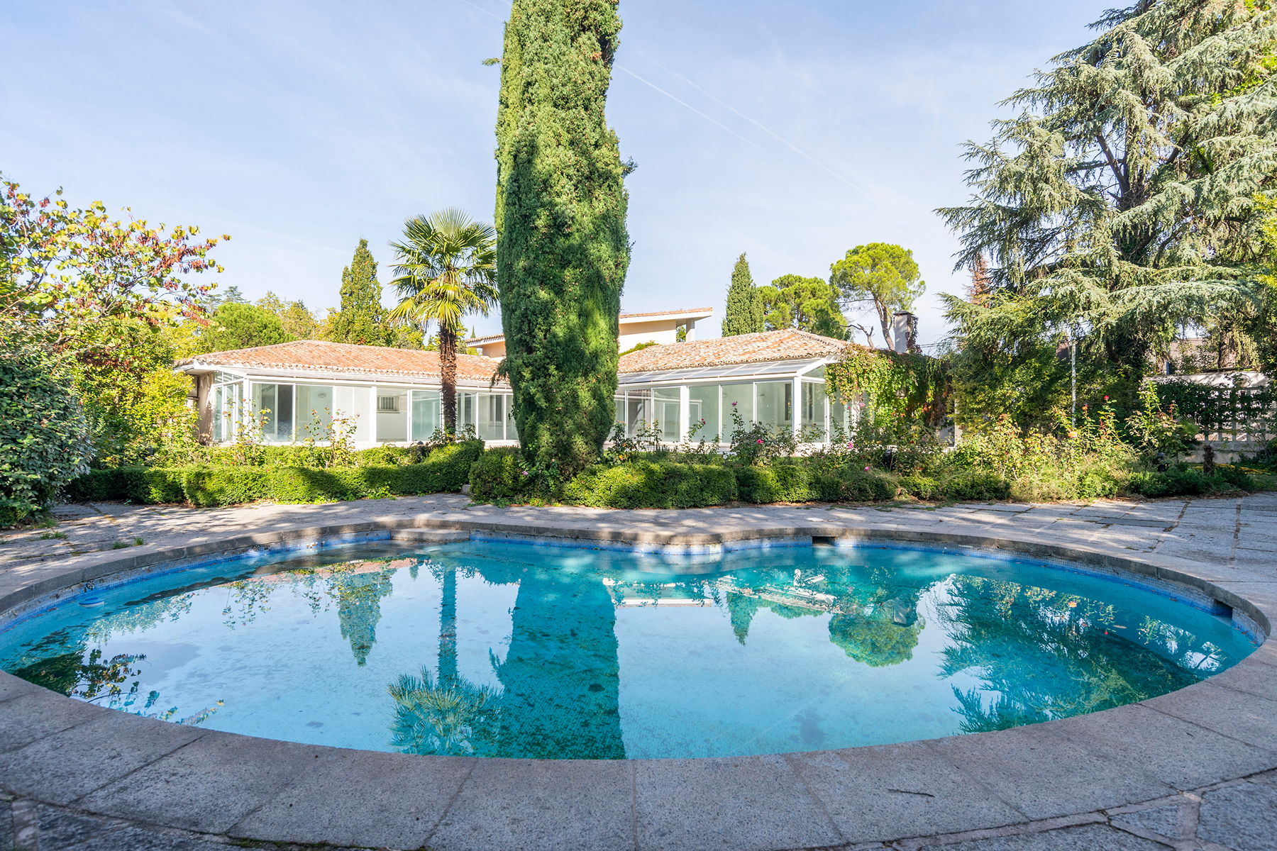  A residence with extraordinary transformation potential in La Florida - 物件實景