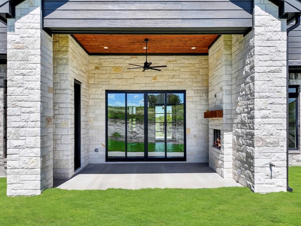Weatherford, Texas, 76087, United States, 4 Bedrooms Bedrooms, ,4 BathroomsBathrooms,Residential,For Sale,1981455
