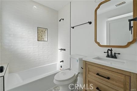 Los Angeles, California, 90018, United States, 5 Bedrooms Bedrooms, ,5 BathroomsBathrooms,Residential,For Sale,1842943