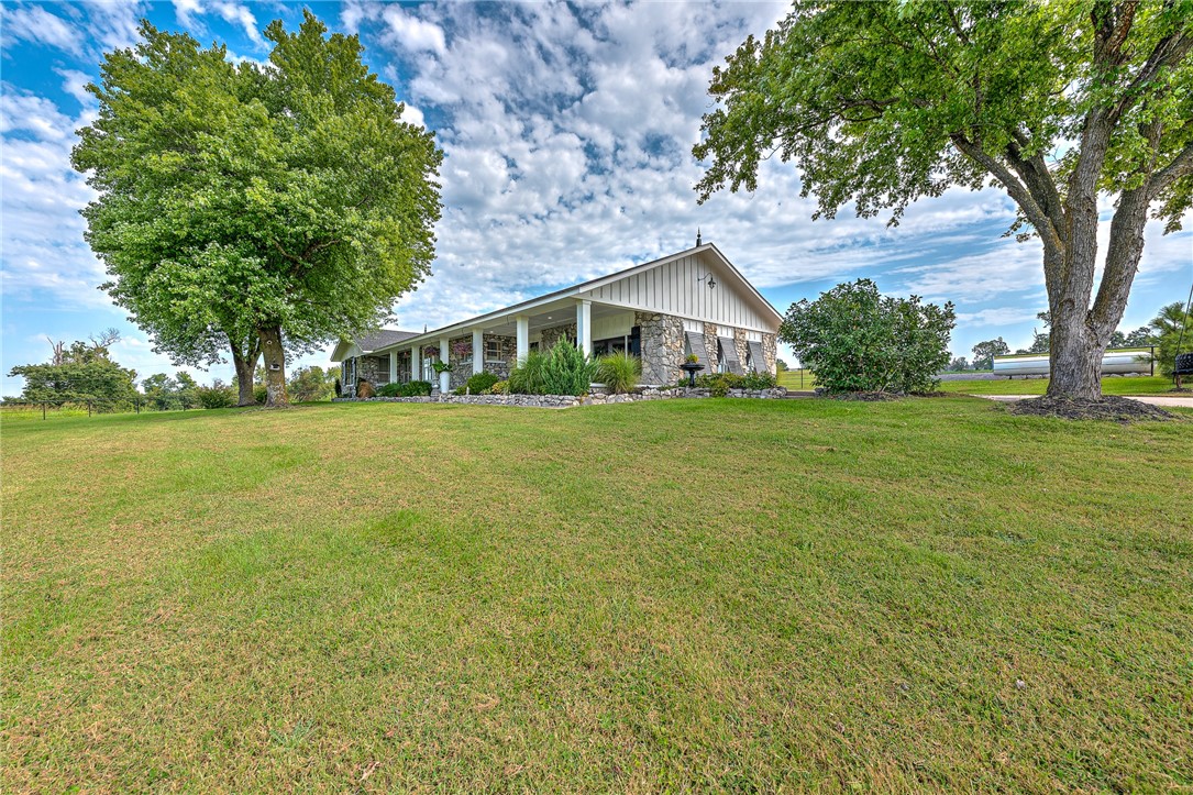 Bentonville, Arkansas, 72713, United States, 4 Bedrooms Bedrooms, ,2 BathroomsBathrooms,Residential,For Sale,1947992
