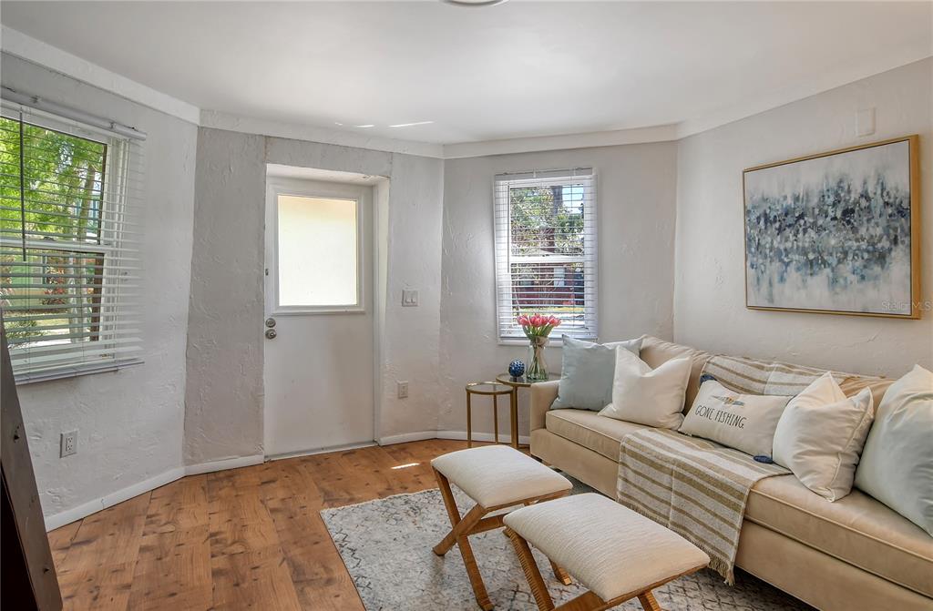 Sarasota, Florida, 34236, United States, 3 Bedrooms Bedrooms, ,3 BathroomsBathrooms,Residential,For Sale,1743279