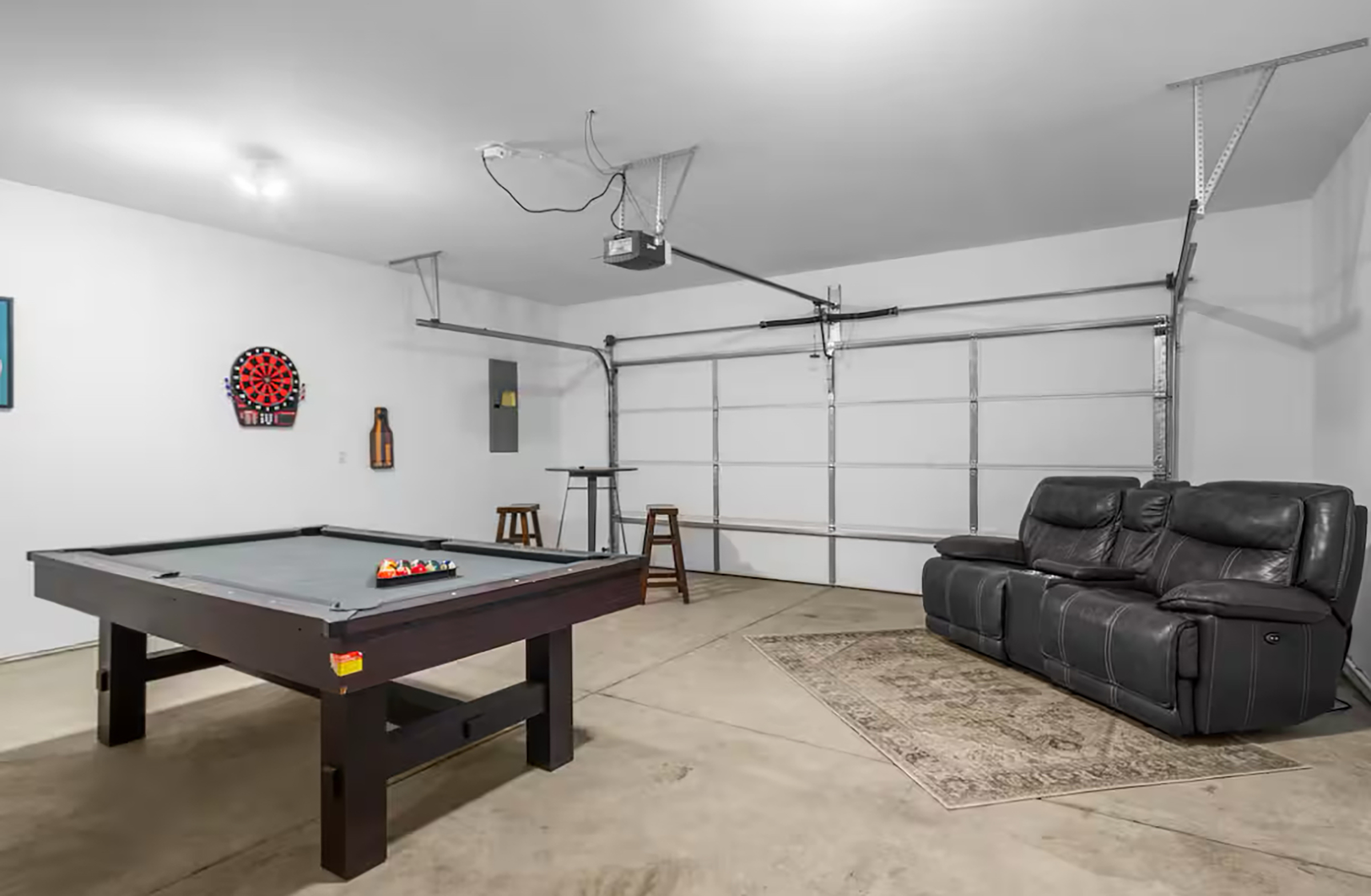  Move-In Ready &Open-Concept Living - 物件實景