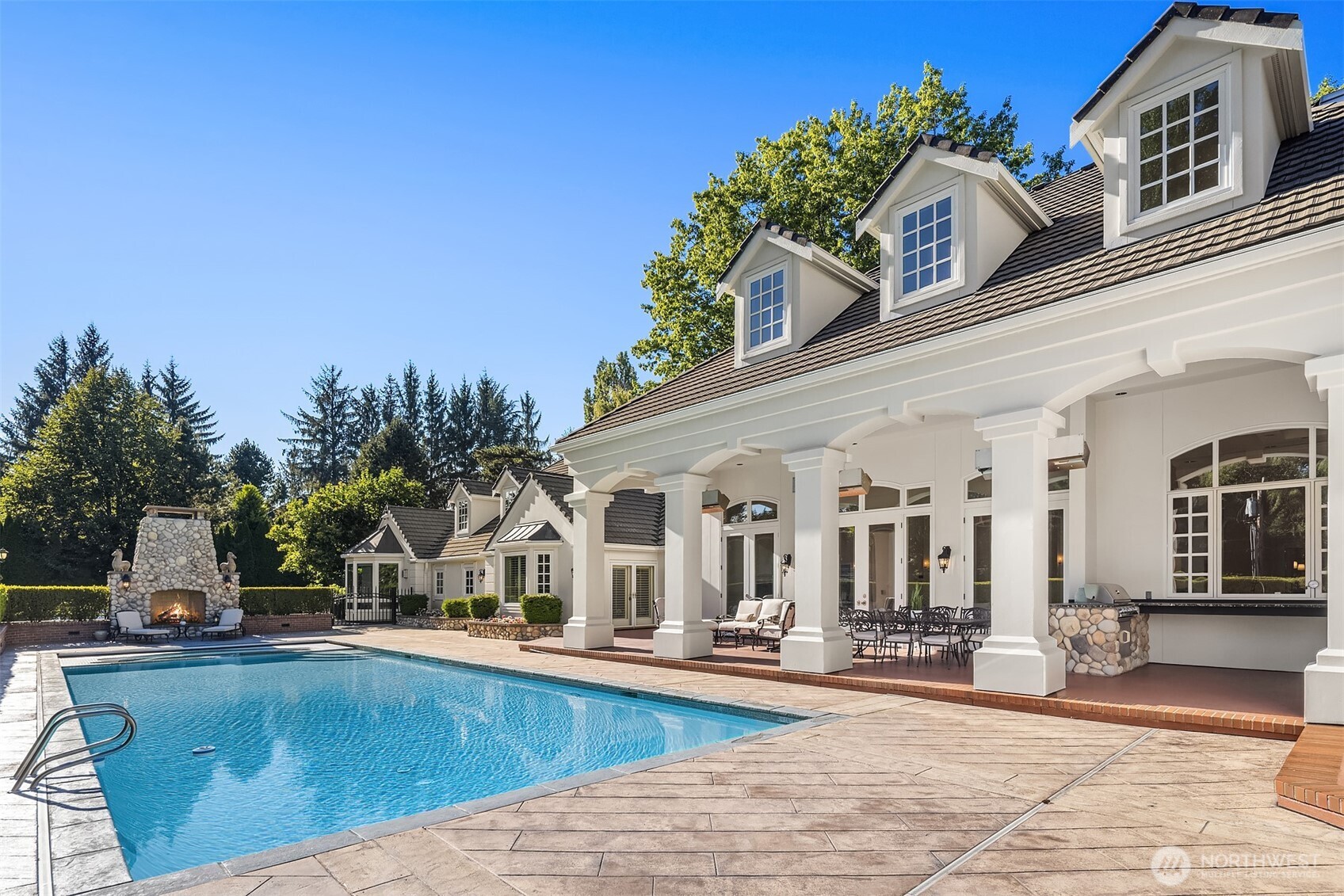 Bellevue, Washington, 98004, United States, 5 Bedrooms Bedrooms, ,4 BathroomsBathrooms,Residential,For Sale,1917524