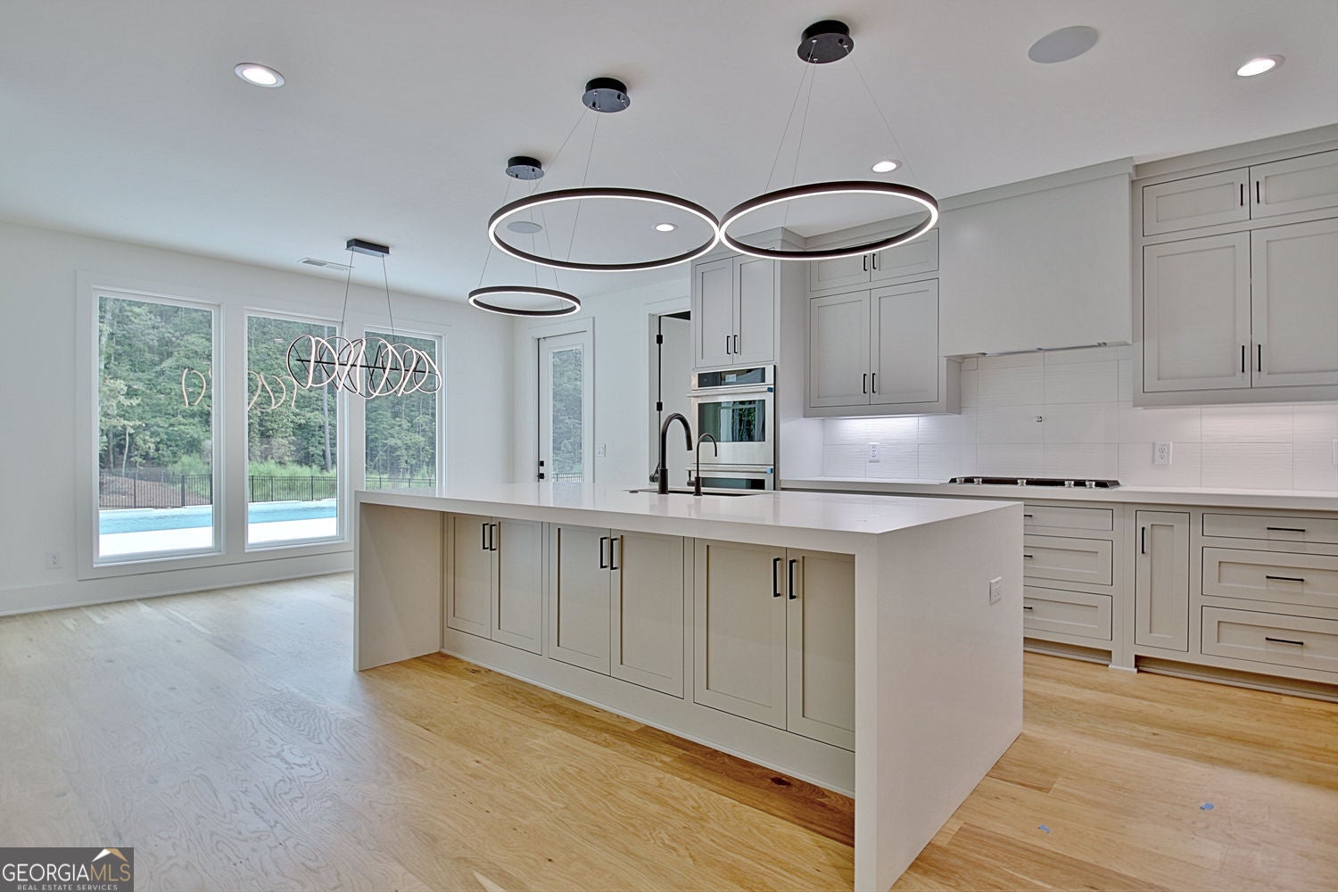 Tyrone, Georgia, 30290, United States, 6 Bedrooms Bedrooms, ,6 BathroomsBathrooms,Residential,For Sale,1859039