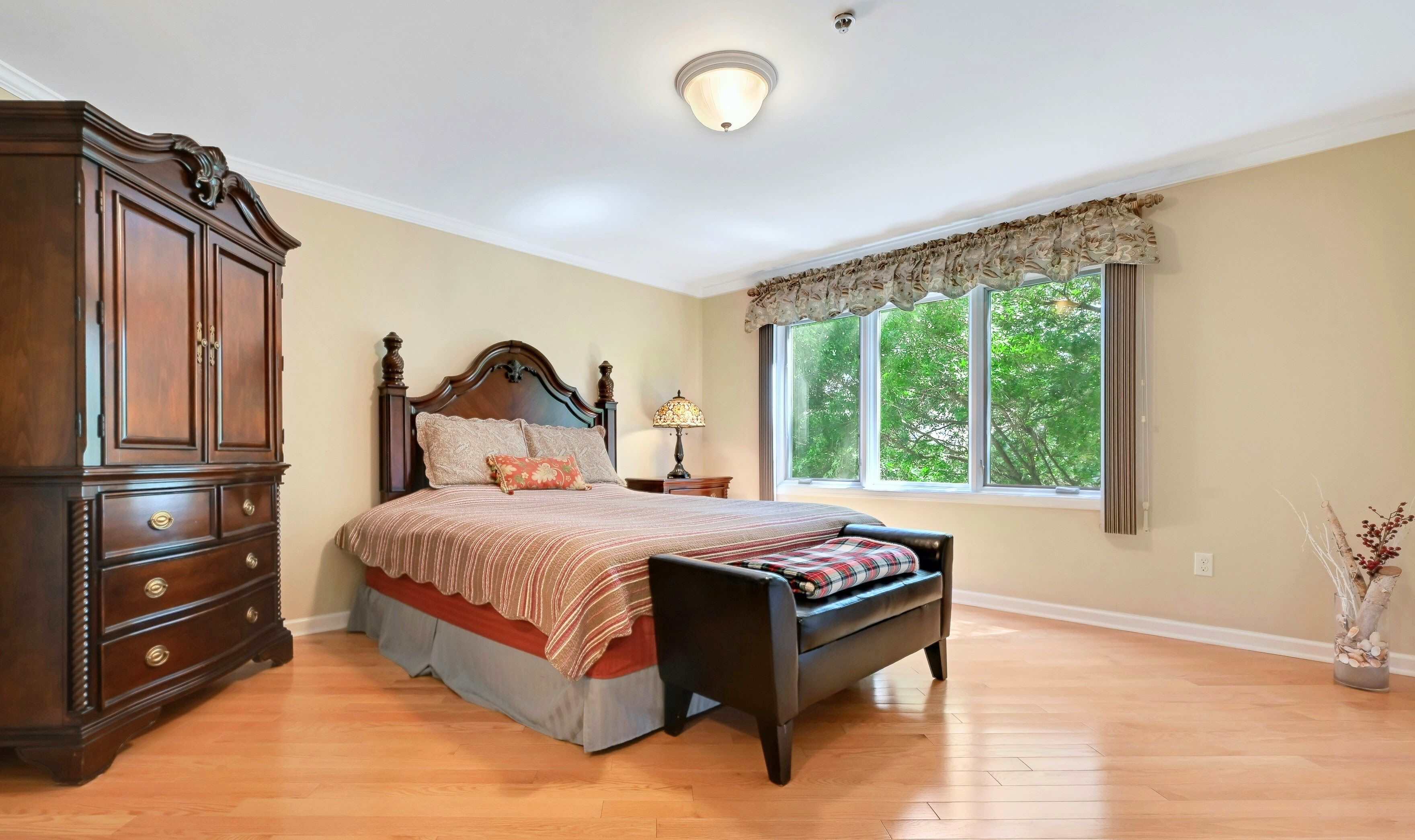  45 Legend Hills Drive, Edgewater, NJ 07020 - 物件實景