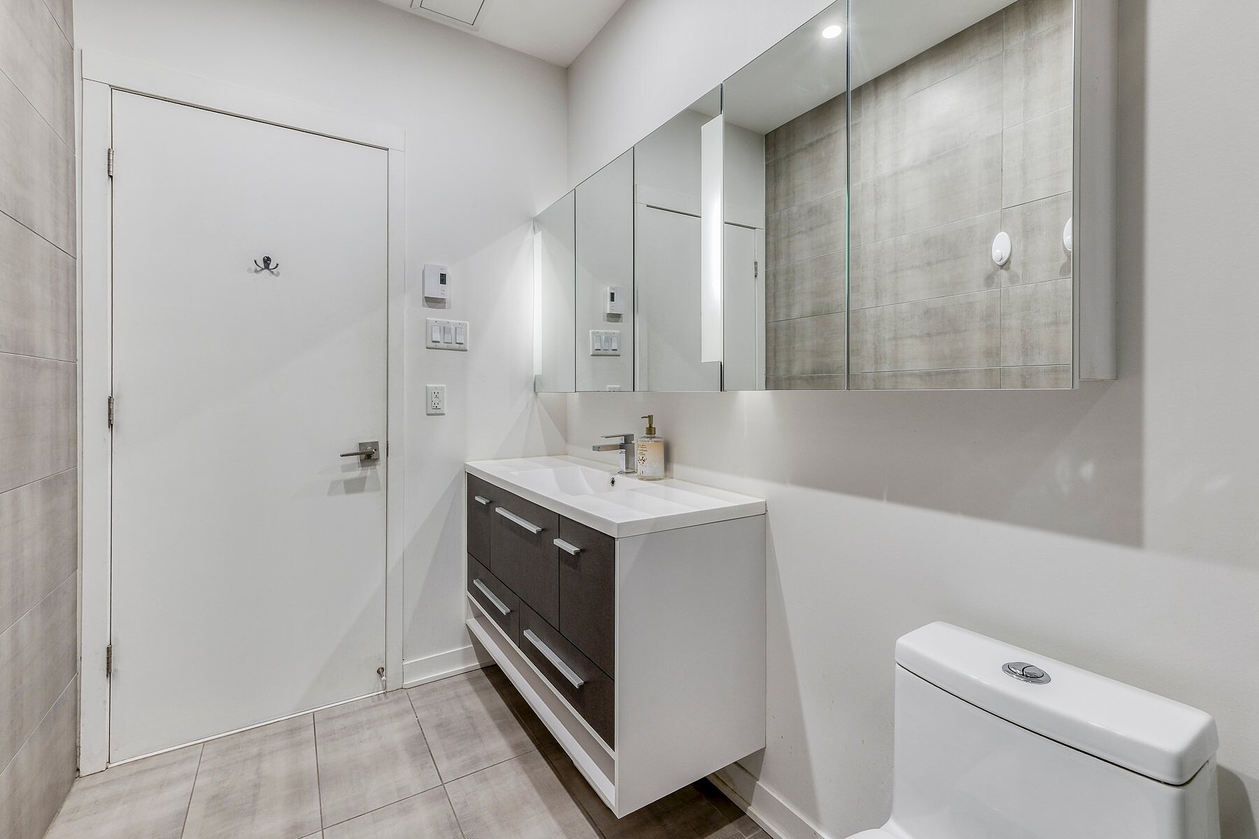  Downtown Pied-à-terre - 物件實景