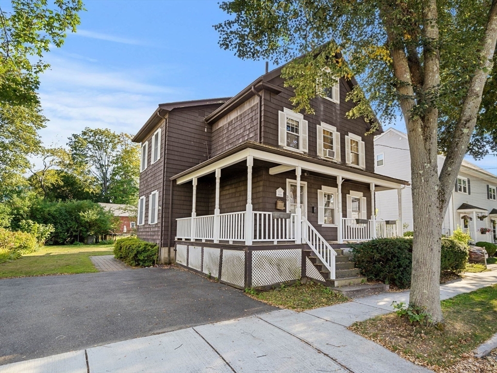 Wakefield, Massachusetts, 01880, United States, 4 Bedrooms Bedrooms, ,2 BathroomsBathrooms,Residential,For Sale,1947079