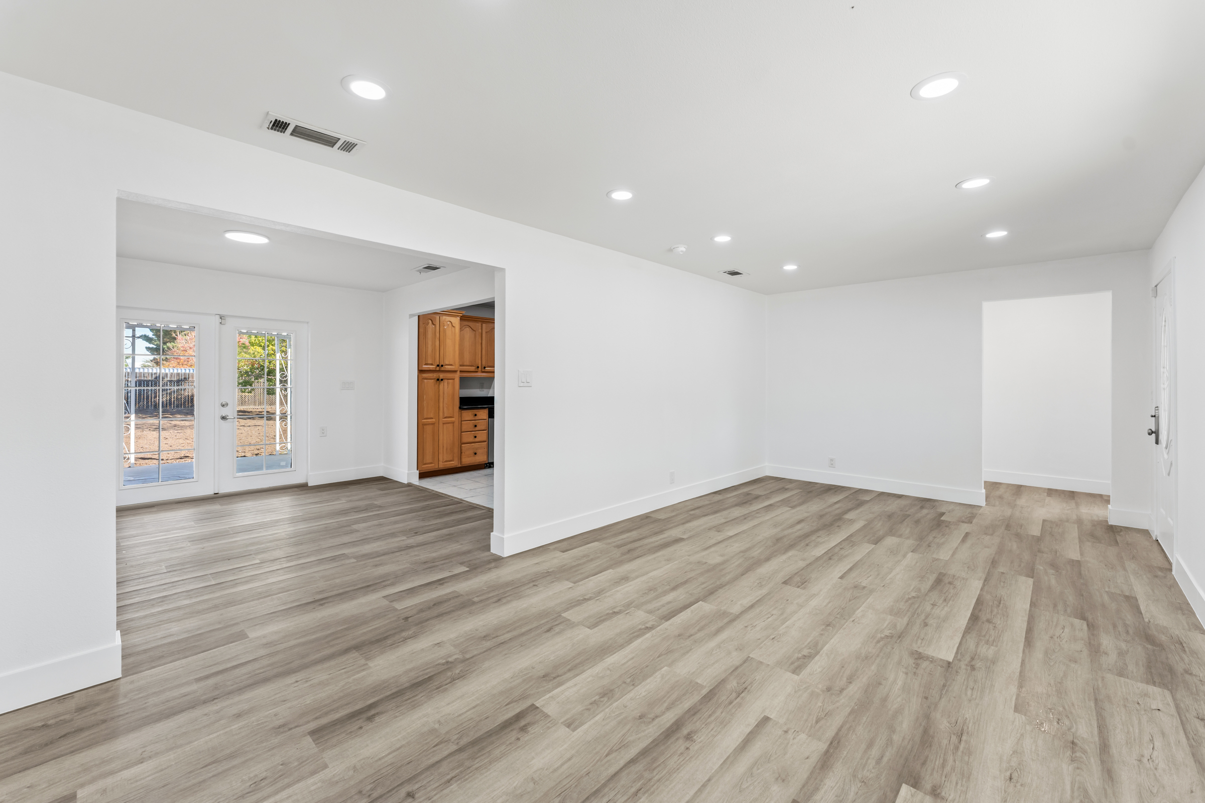 Moreno Valley, California, 92557, United States, 3 Bedrooms Bedrooms, ,2 BathroomsBathrooms,Residential,For Sale,2005789