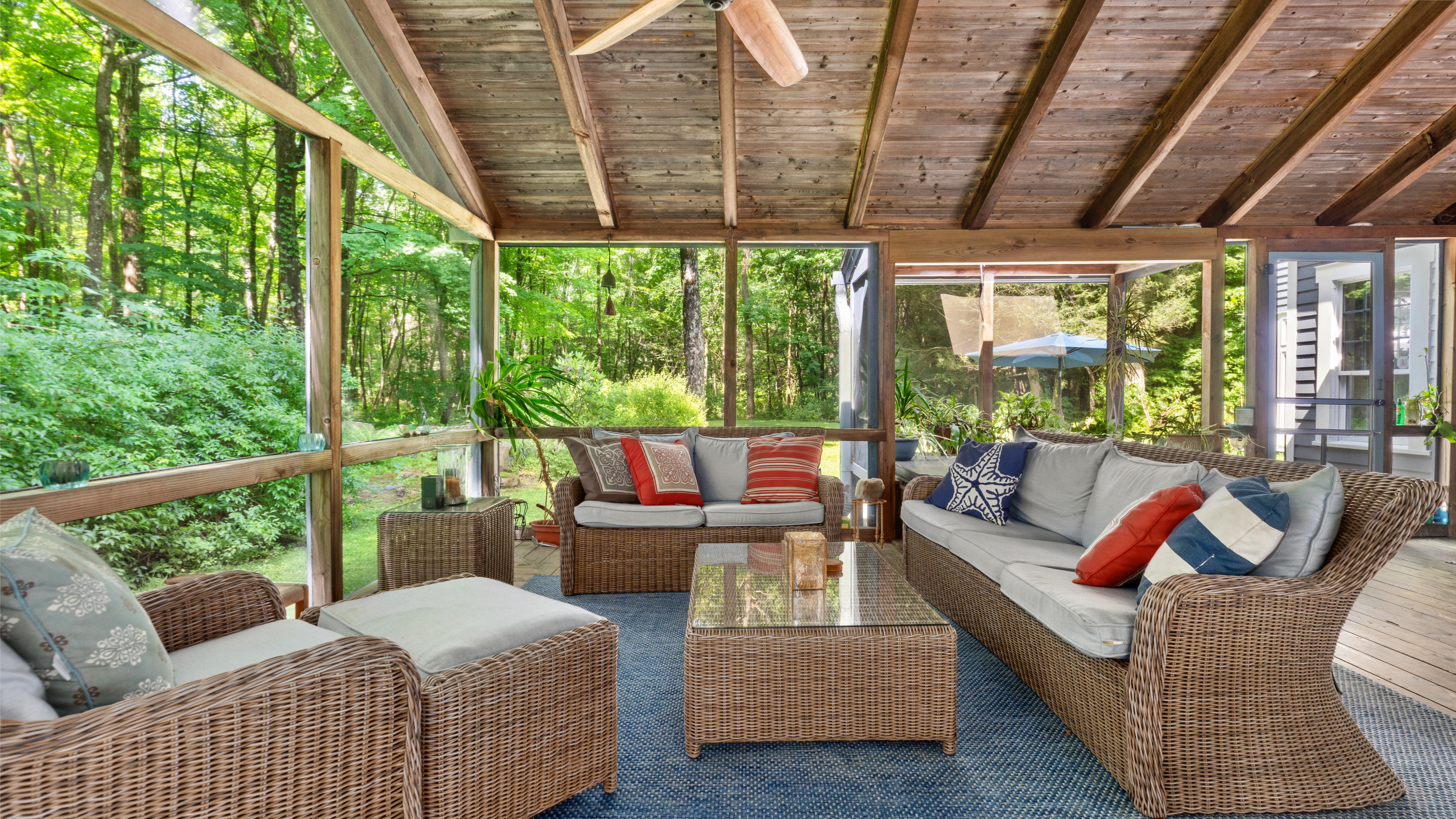  Berkshire Retreat: 4 Private Acres Near Downtown Great Barrington - 物件實景