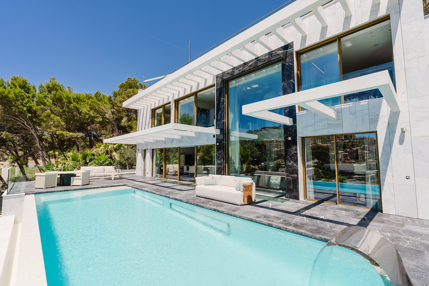  Villa with pool and sea views in Cala Llamp - 物件實景