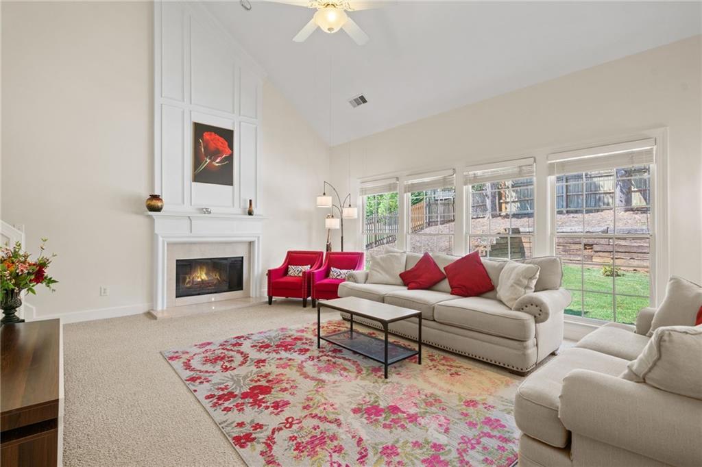 Roswell, Georgia, 30075, United States, 4 Bedrooms Bedrooms, ,3 BathroomsBathrooms,Residential,For Sale,1986078