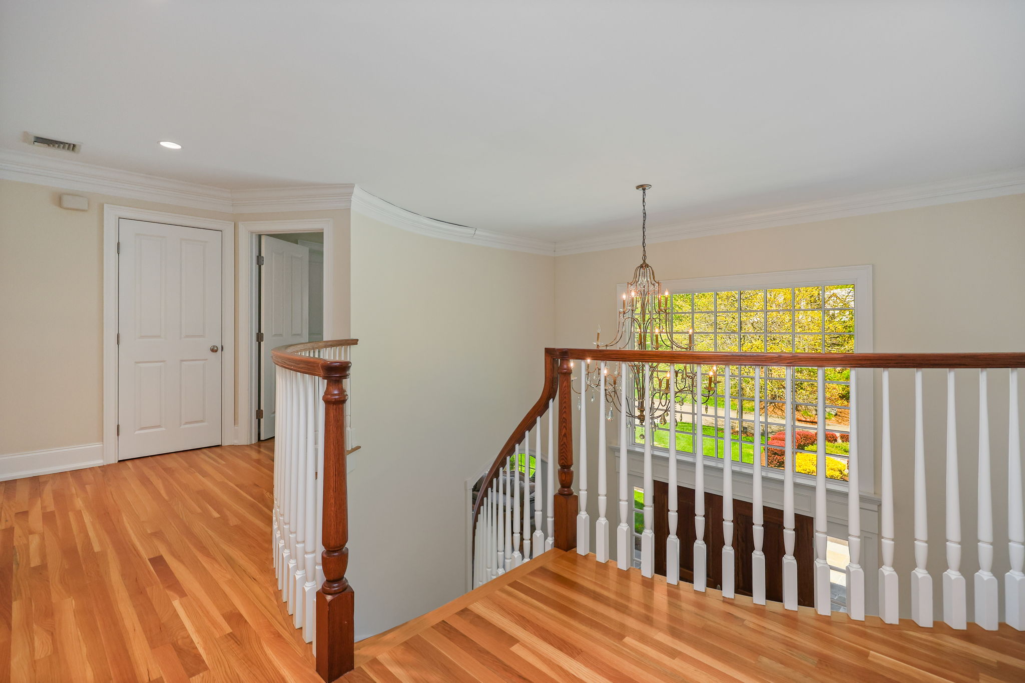  12 Woodbine Way - 物件實景