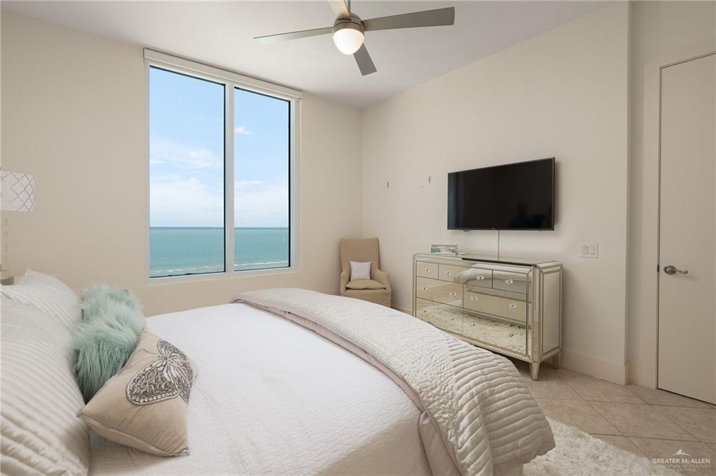 South Padre Island, Texas, 78597, United States, 2 Bedrooms Bedrooms, ,2 BathroomsBathrooms,Residential,For Sale,1933520