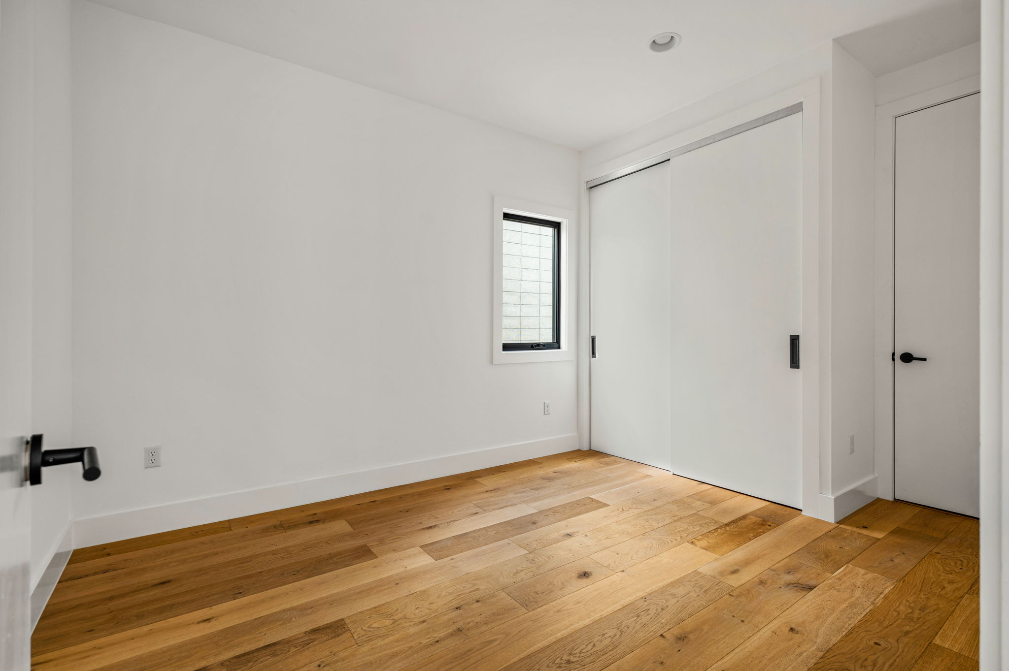  E. 2nd Sancuarty - 物件實景