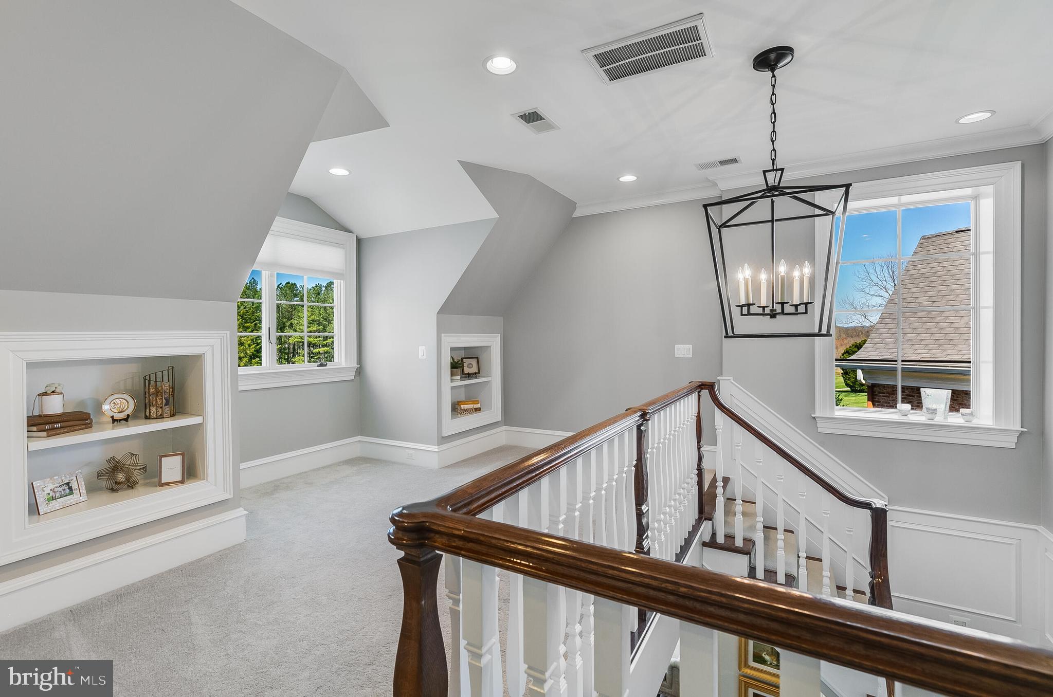 Leesburg, Virginia, 20175, United States, 5 Bedrooms Bedrooms, ,4 BathroomsBathrooms,Residential,For Sale,1776581