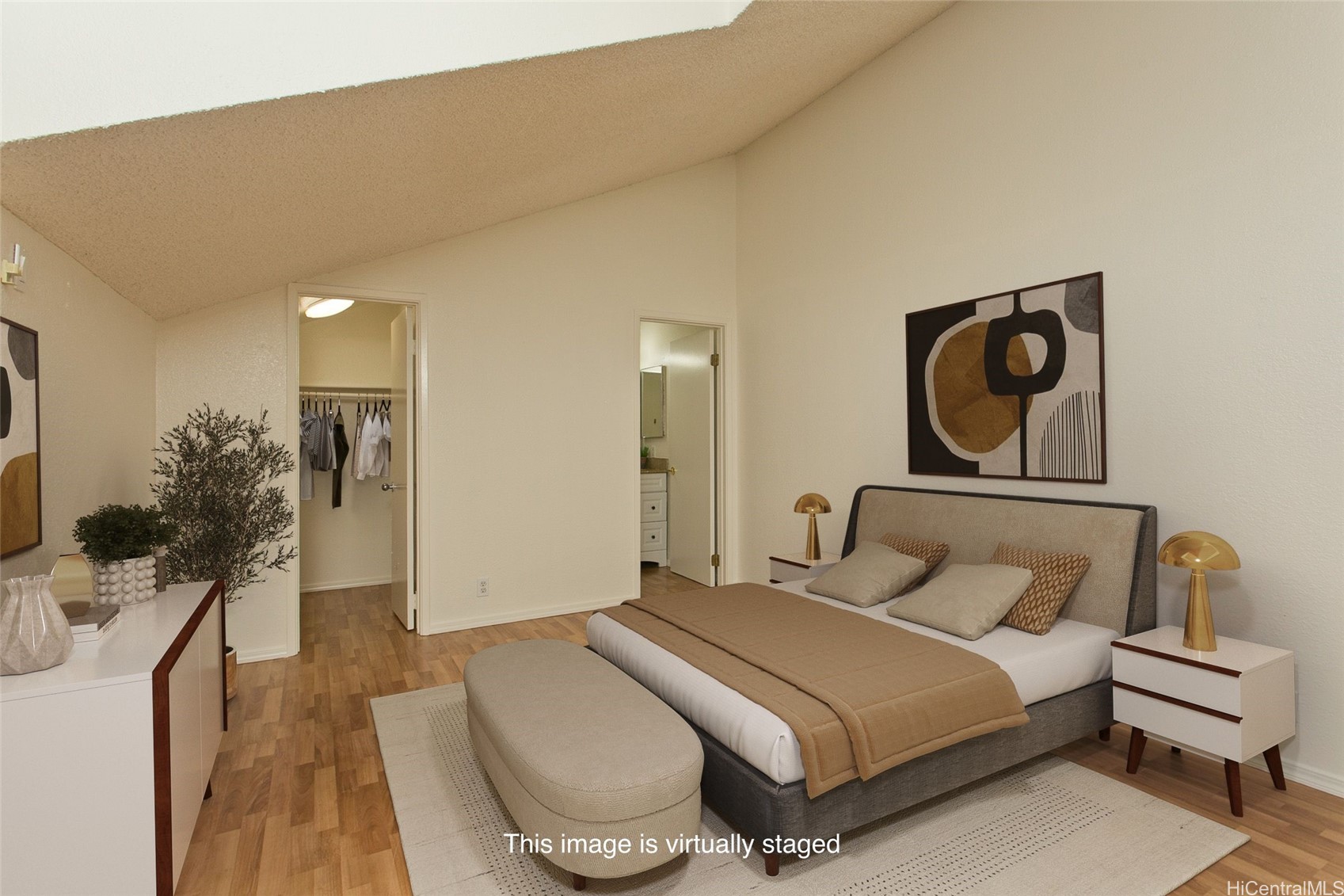 Honolulu, Hawaii, 96818, United States, 2 Bedrooms Bedrooms, ,2 BathroomsBathrooms,Residential,For Sale,1972744