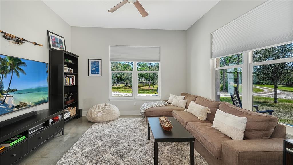 Sarasota, Florida, 34240, United States, 4 Bedrooms Bedrooms, ,4 BathroomsBathrooms,Residential,For Sale,1987822