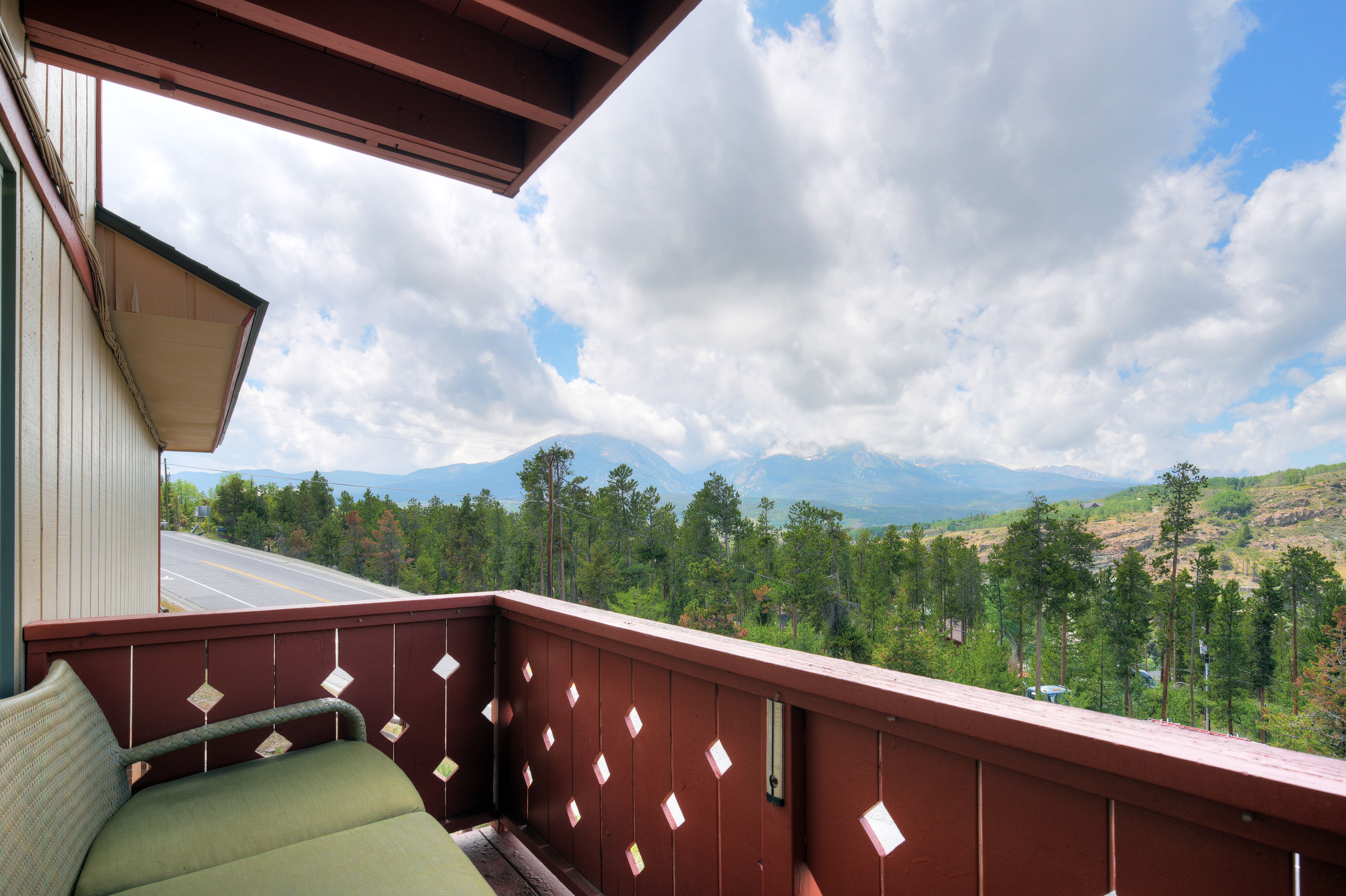  Dillon Valley Condo A-201 - 物件實景