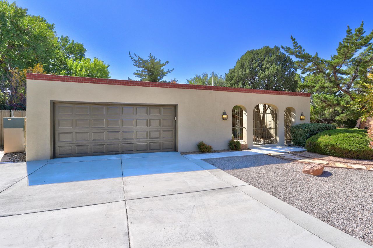 Albuquerque, New Mexico, 87109, United States, 3 Bedrooms Bedrooms, ,2 BathroomsBathrooms,Residential,For Sale,1970337