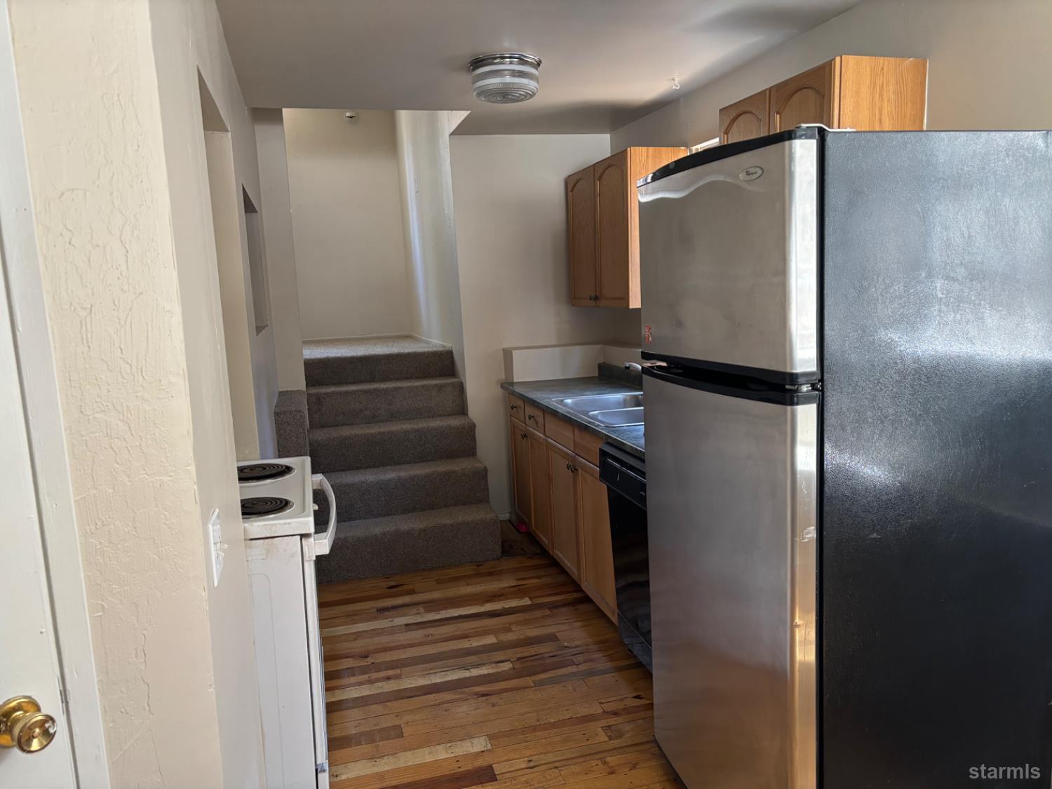 South Lake Tahoe, California, 96150, United States, 4 Bedrooms Bedrooms, ,3 BathroomsBathrooms,Residential,For Sale,1777899