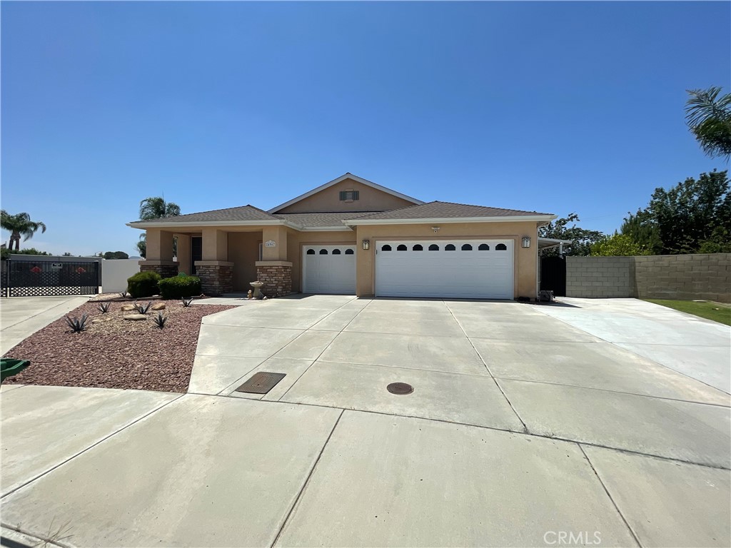 Hemet, California, 92544, United States, 4 Bedrooms Bedrooms, ,1 BathroomBathrooms,Residential,For Sale,1923257