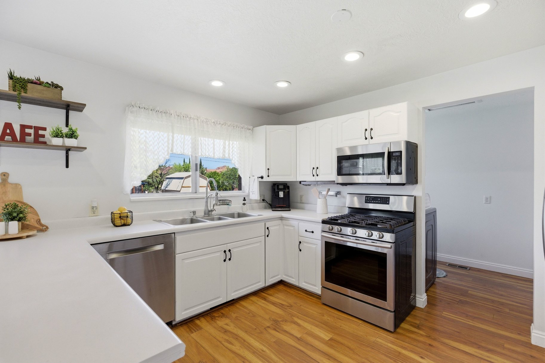 Beautiful Large Corner Lot in Santa Clara Utah__Lots of RV Parking - 物件實景