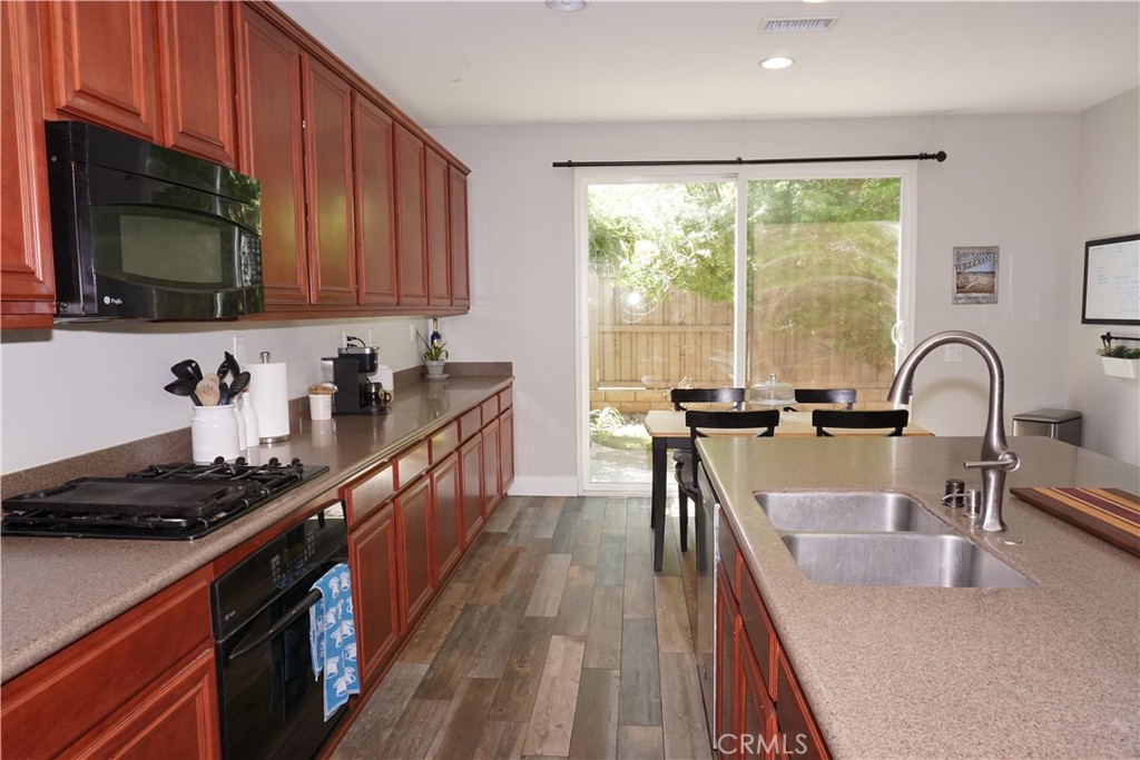 Temecula, California, 92592, United States, 4 Bedrooms Bedrooms, ,3 BathroomsBathrooms,Residential,For Sale,1857276