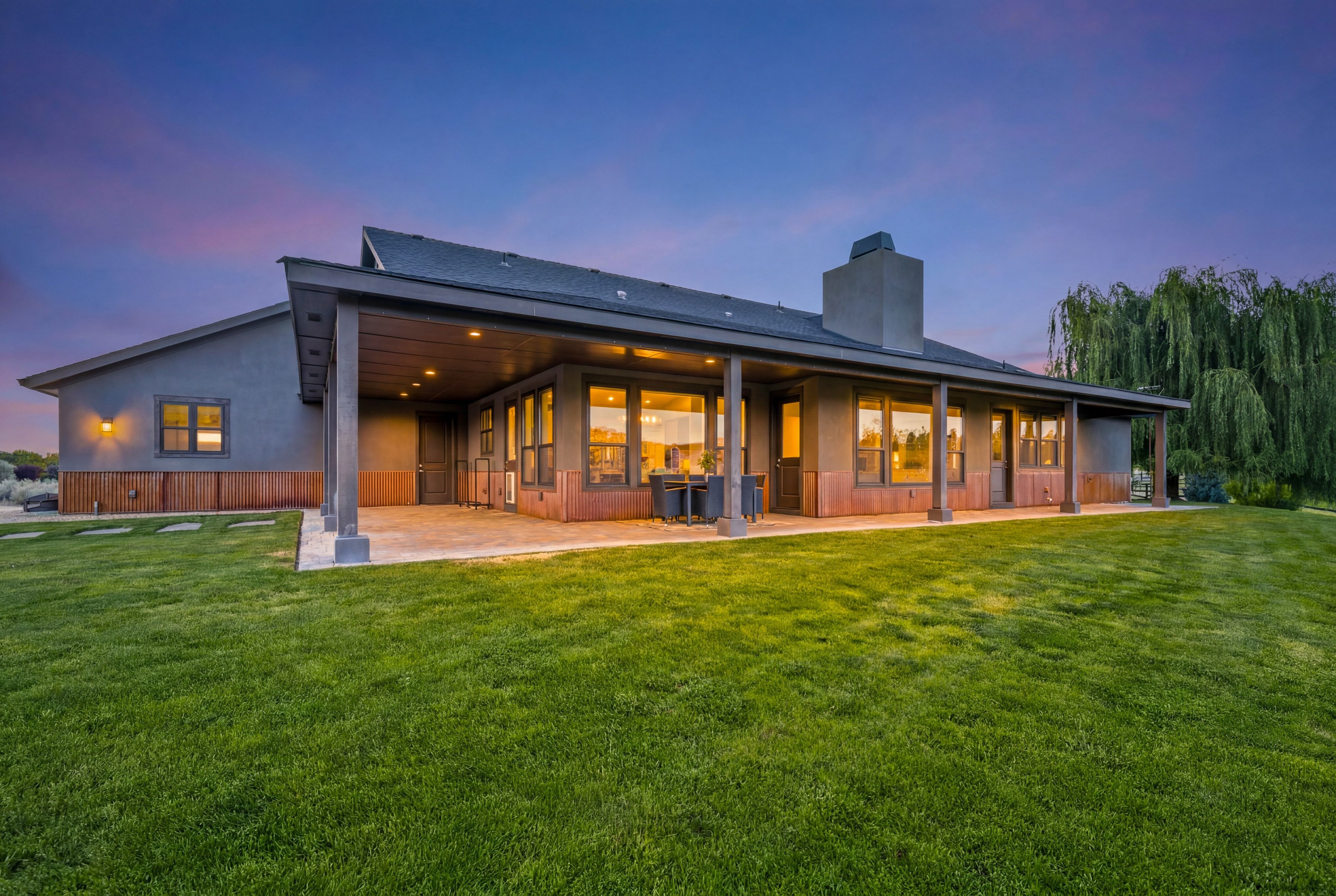  Ranch Living with Mountain View - 物件實景