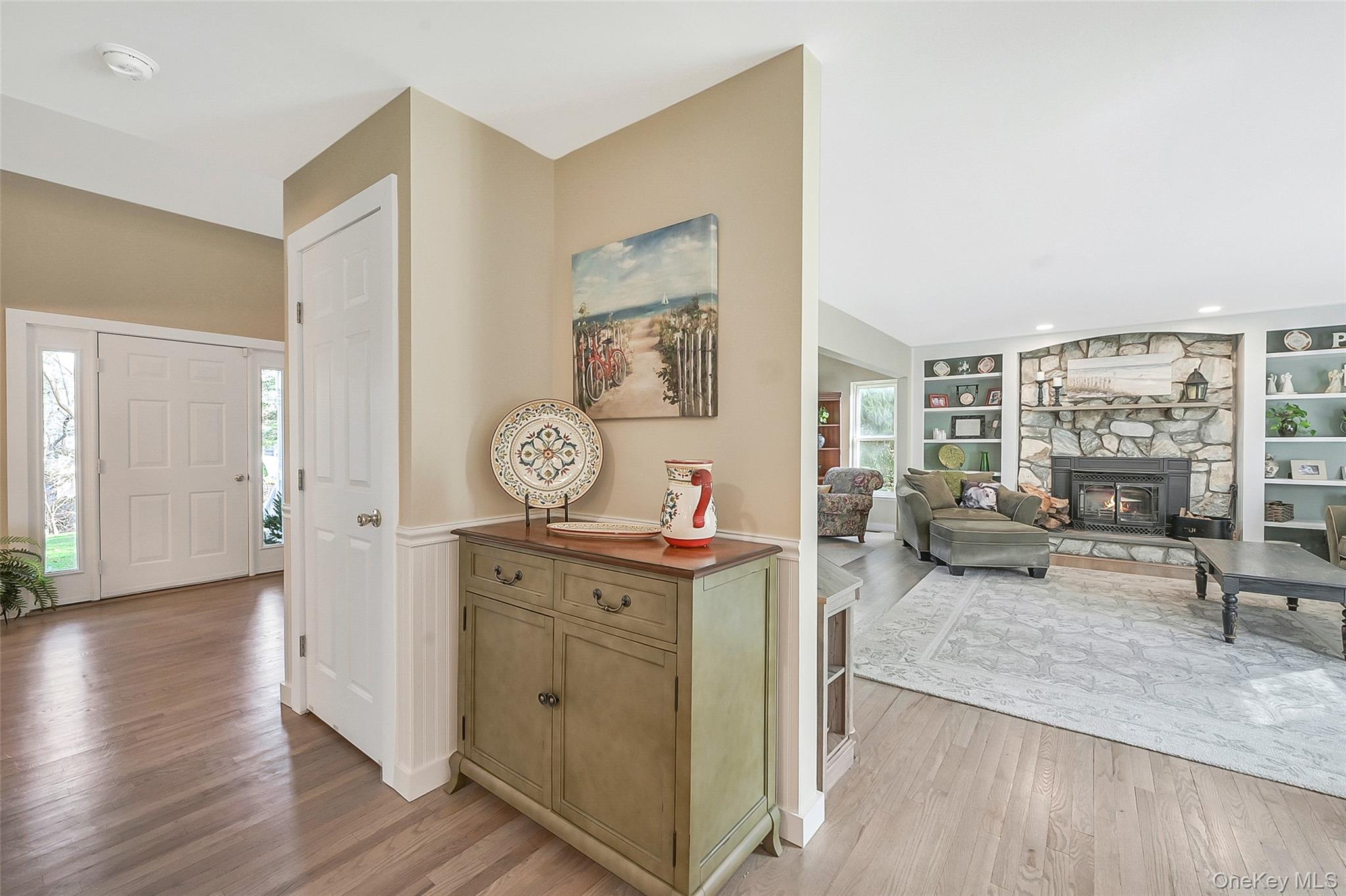 Wading River, New York, 11792, United States, 4 Bedrooms Bedrooms, ,3 BathroomsBathrooms,Residential,For Sale,2002958