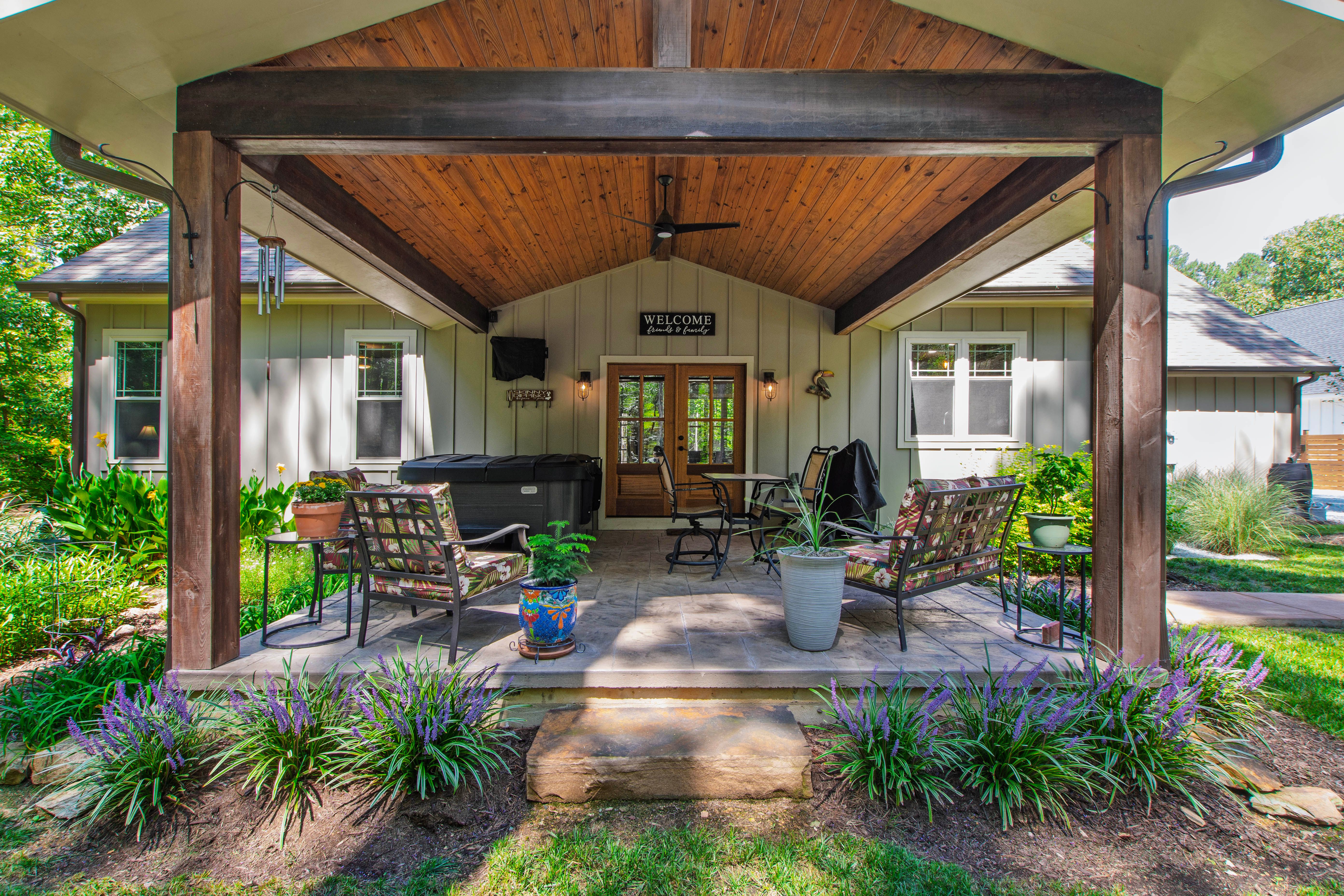  2560 New Hope Drive, Chapel Hill, NC 27514 - 物件實景