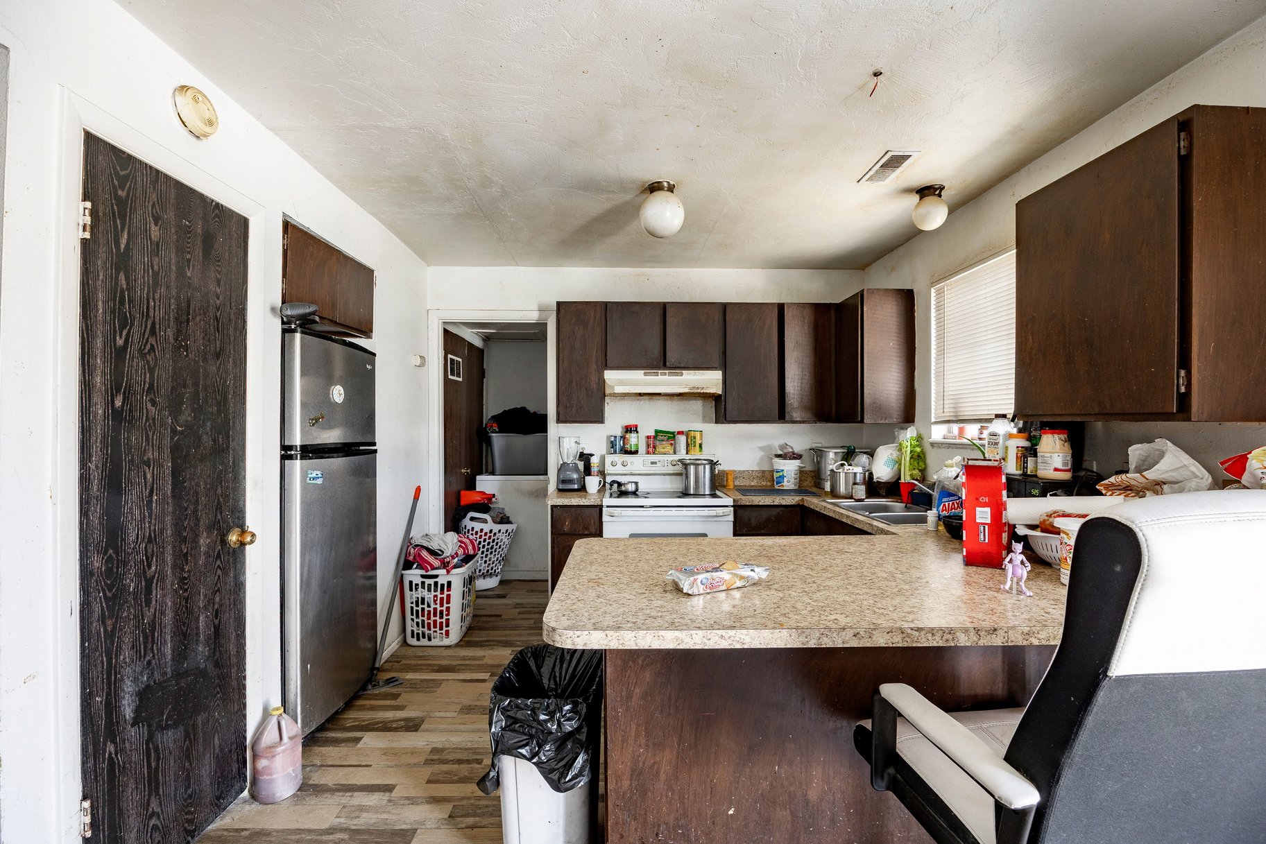  Turnkey Duplex Opportunity with Long-Term Tenant in Place - 物件實景