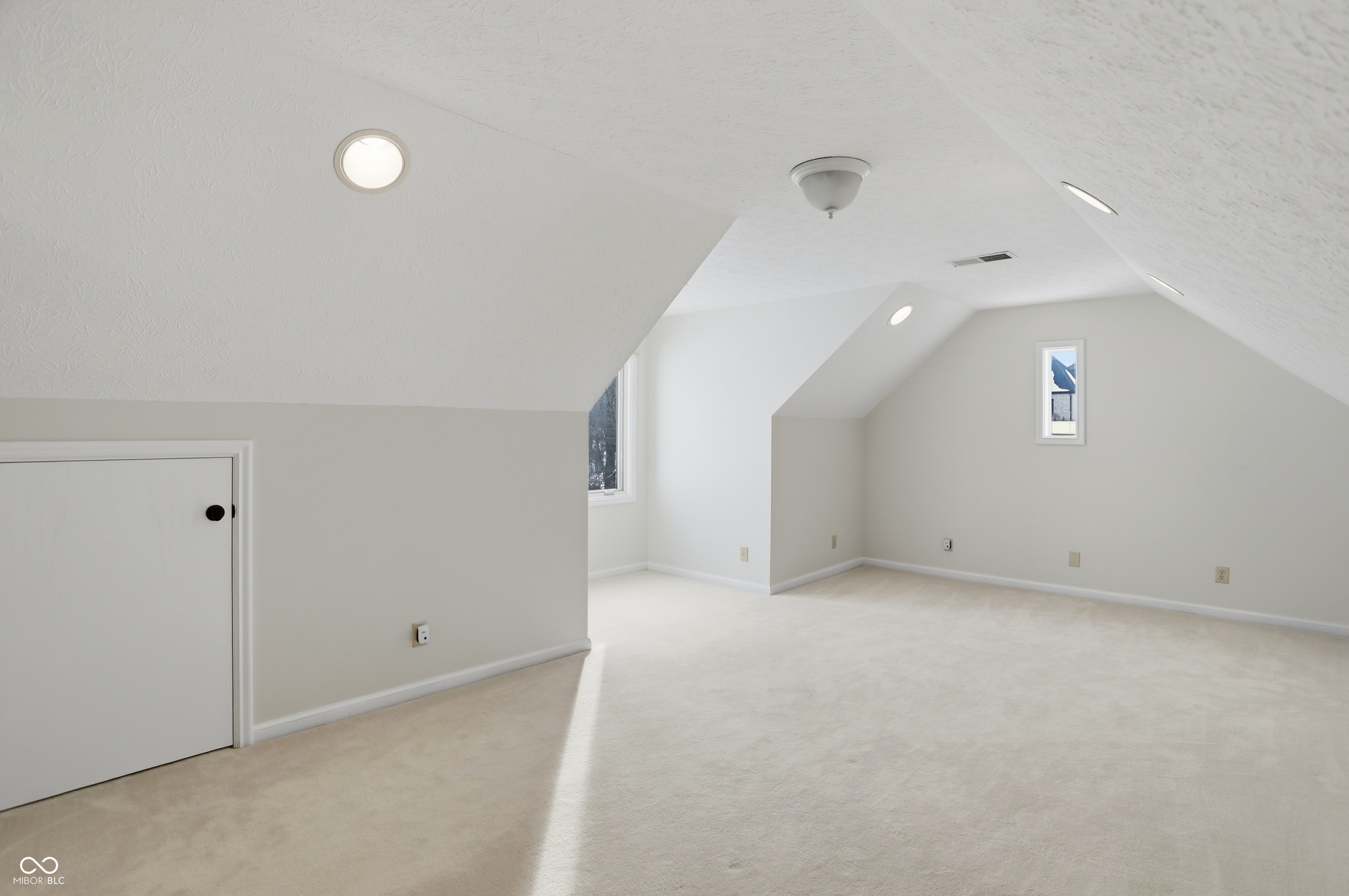 Indianapolis, Indiana, 46256, United States, 6 Bedrooms Bedrooms, ,10 BathroomsBathrooms,Residential,For Sale,2016946