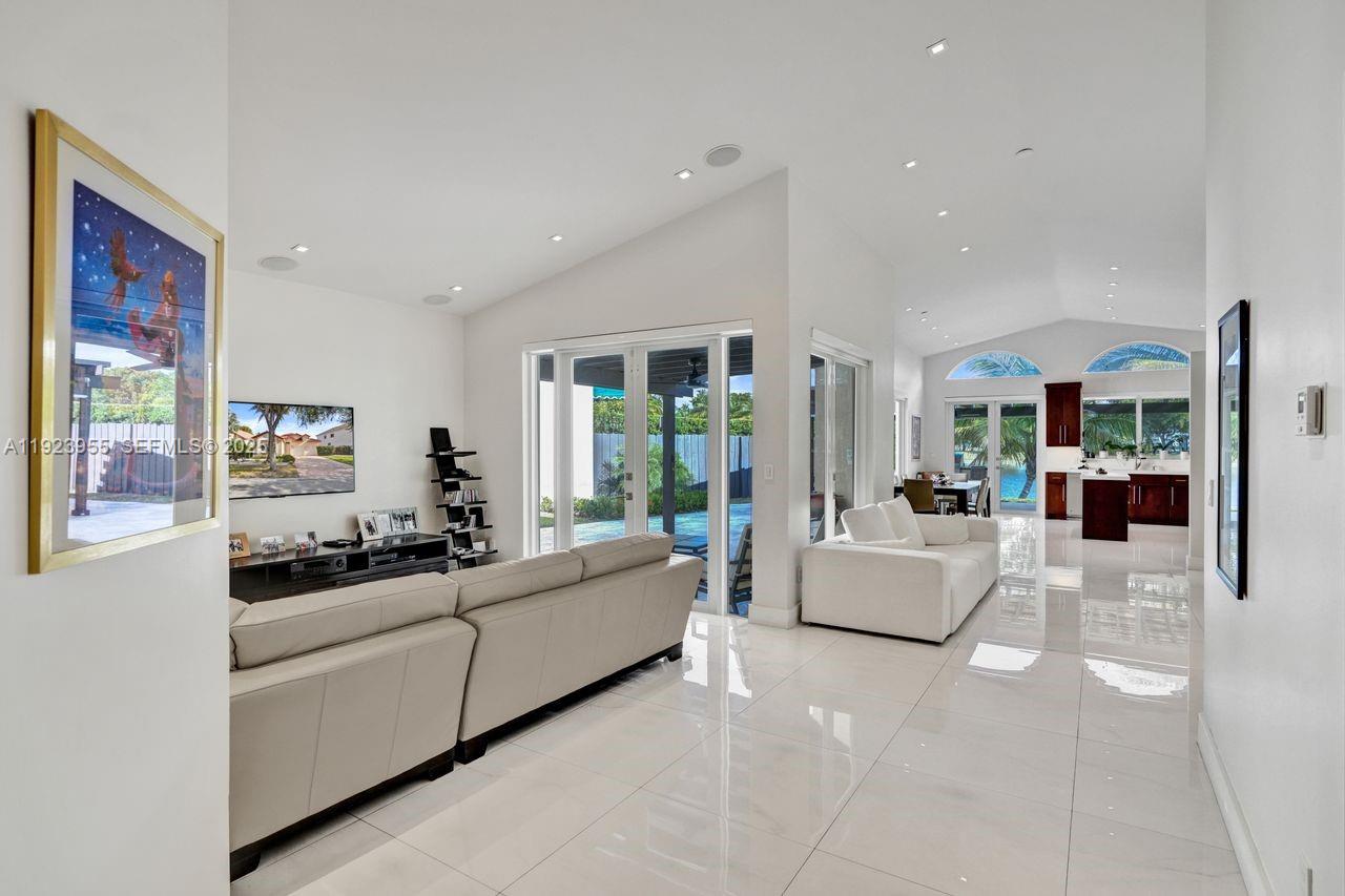 Doral, Florida, 33178, United States, 3 Bedrooms Bedrooms, ,3 BathroomsBathrooms,Residential,For Sale,2000921